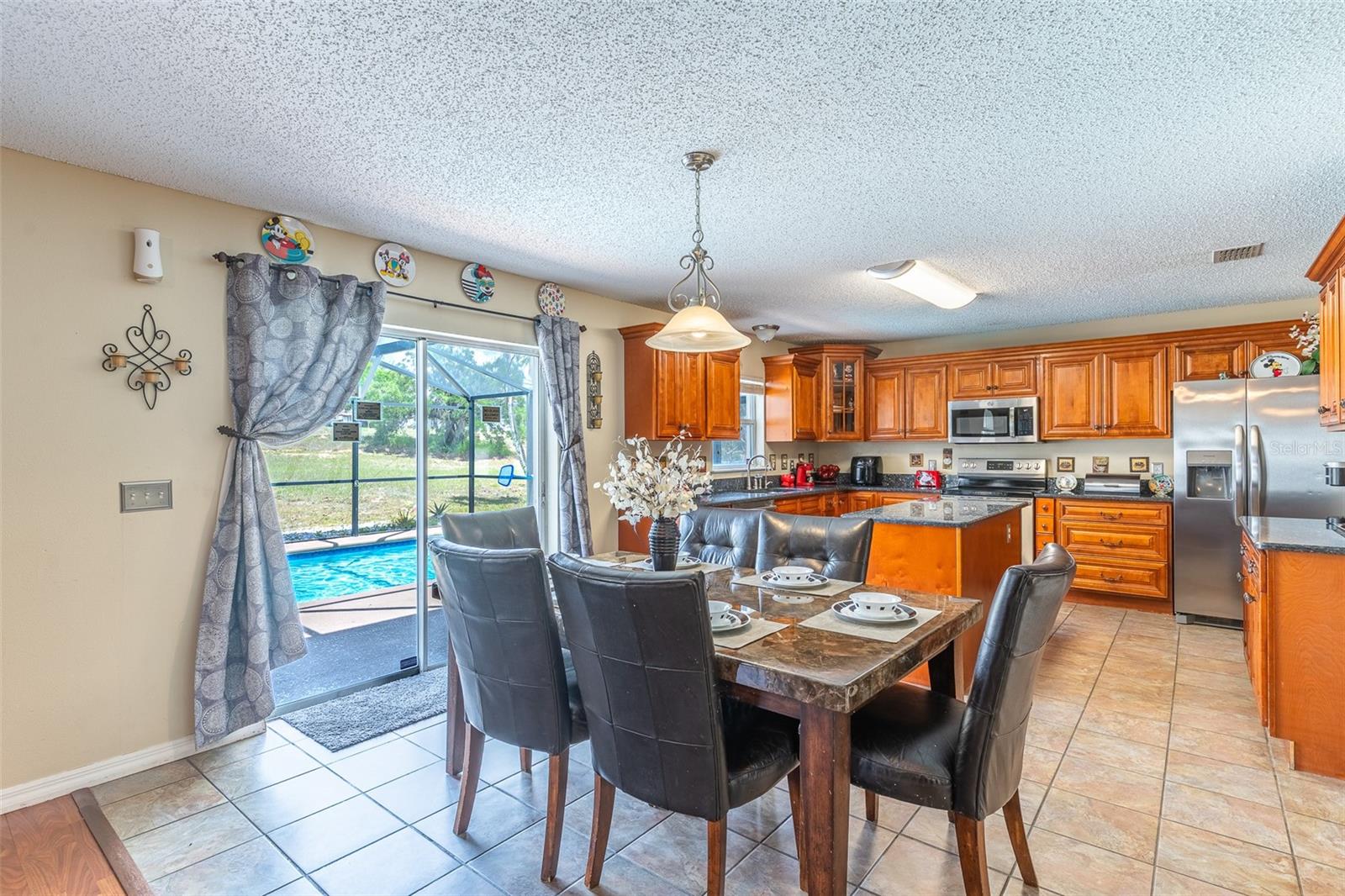 407 Samuel Street, FL