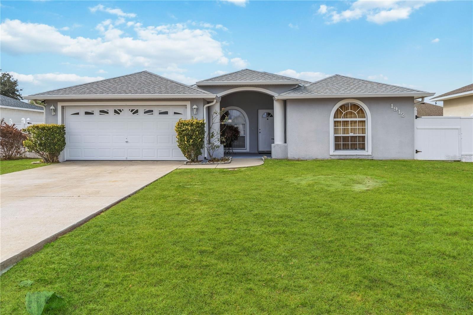 1912 Manatee Dr, FL