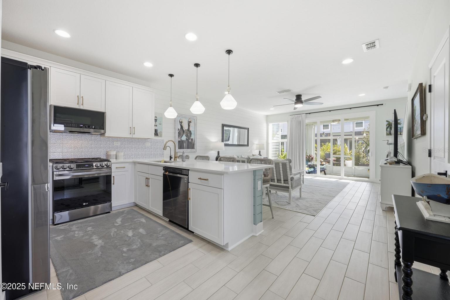 75 Thurnham Lane, FL