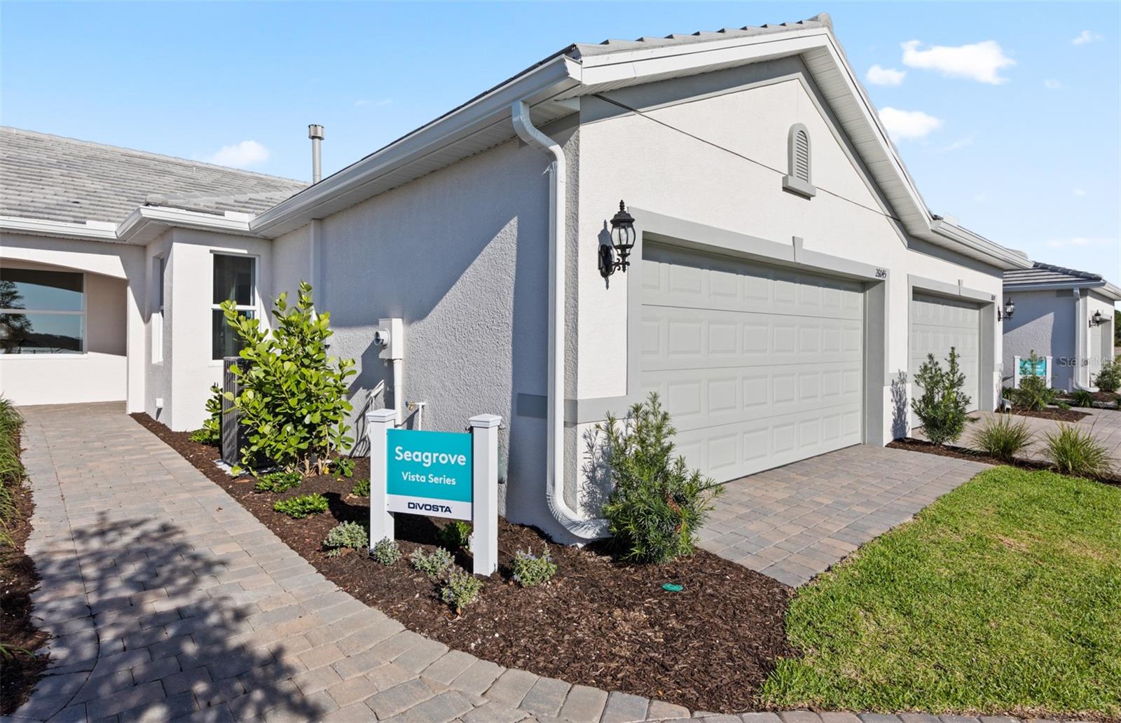29004 Coral Harbour Dr, FL