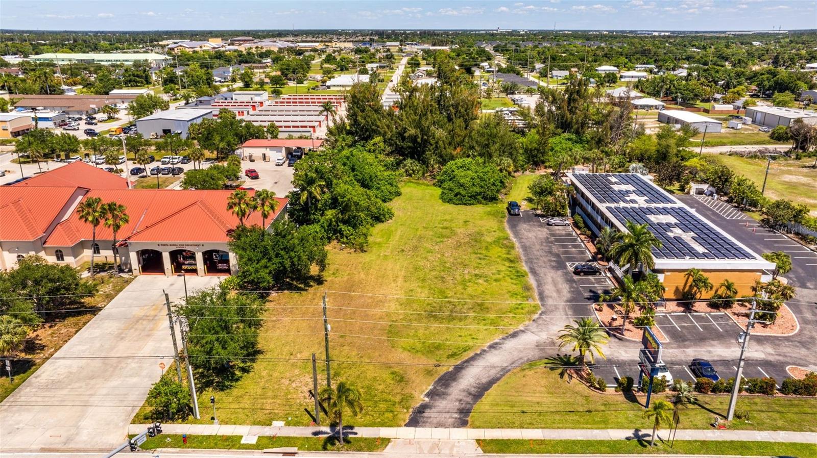 1500 Tamiami Trl, FL