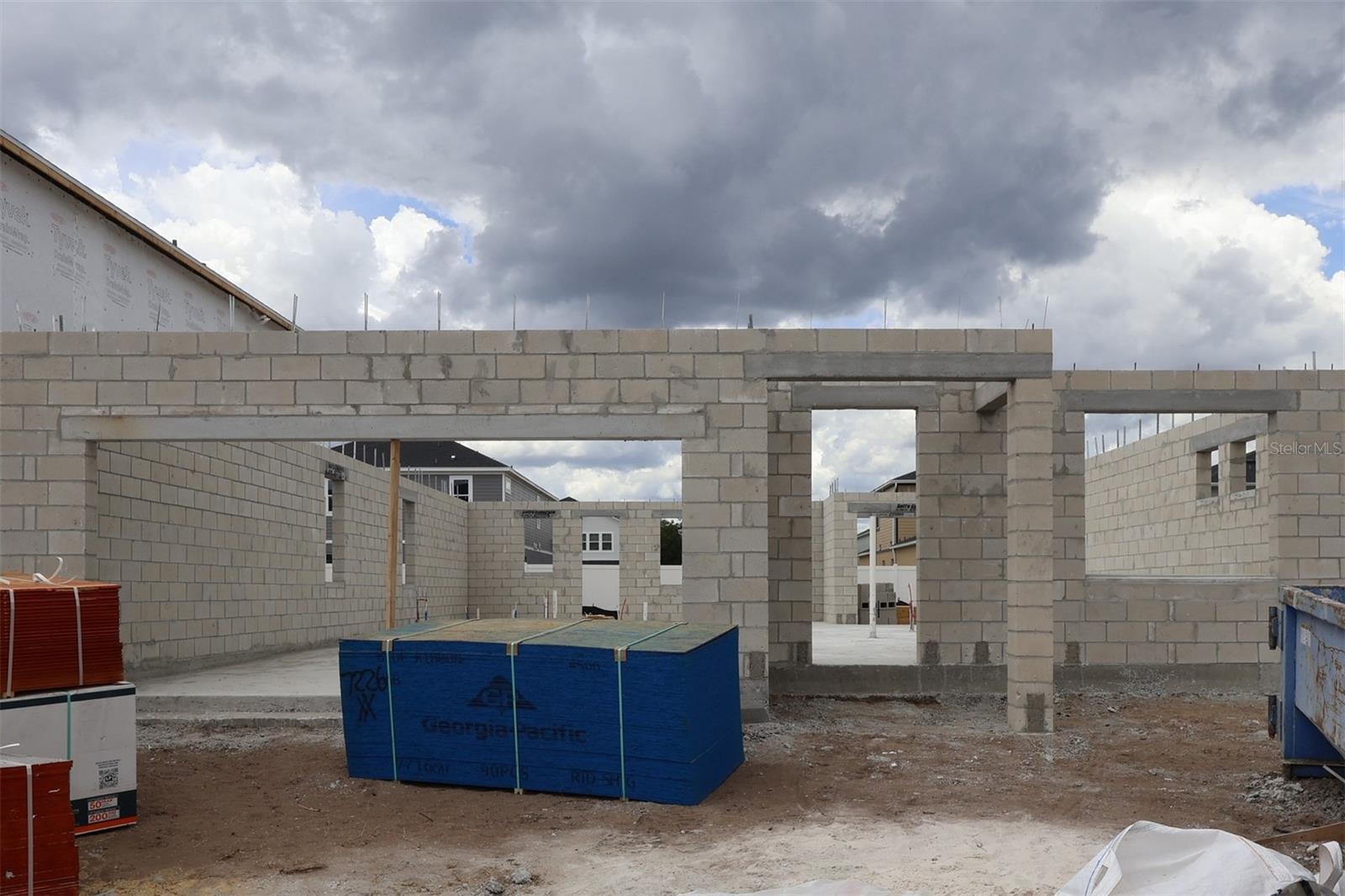 1136 Basalt Ln, FL