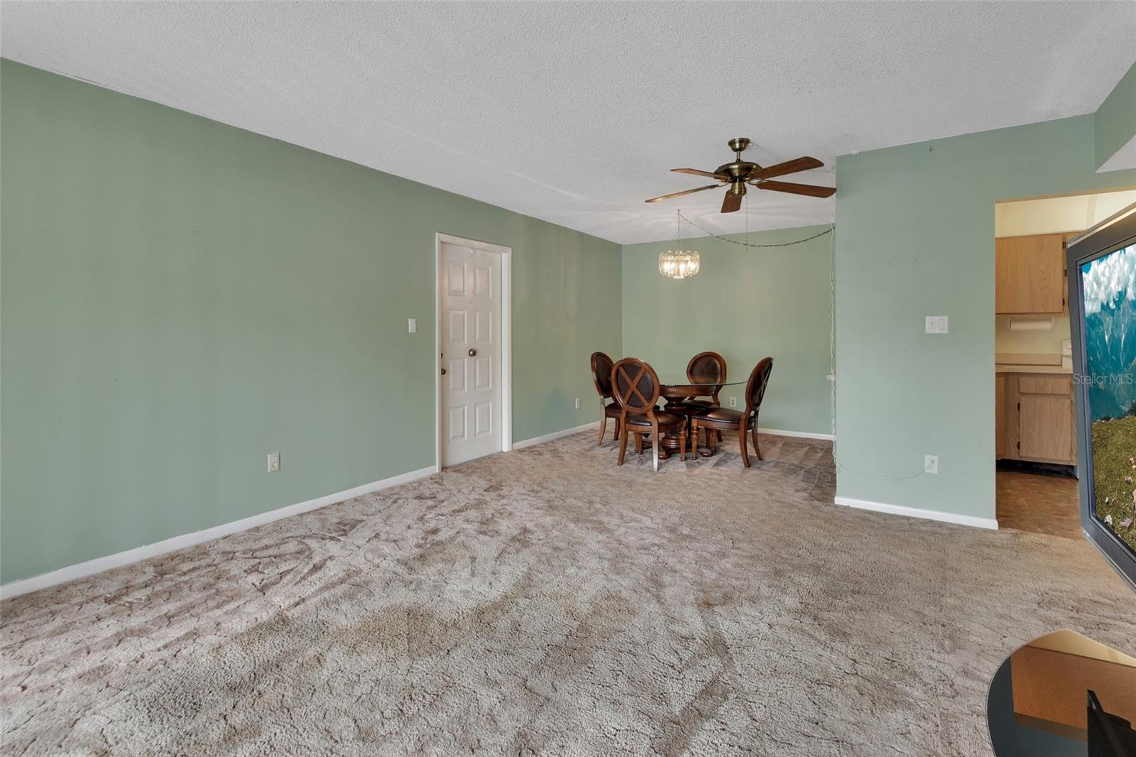 1224 Pine Ridge Circle, FL