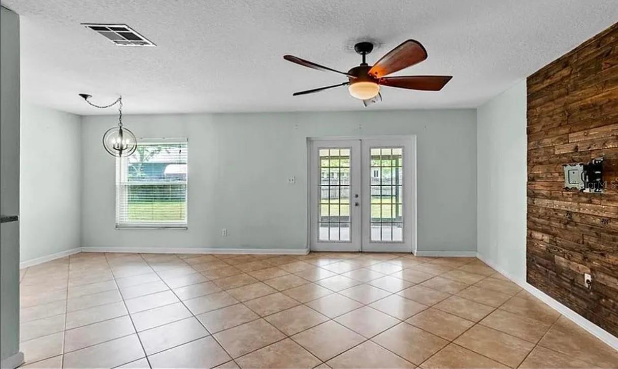 120 Bent Oak Court, FL