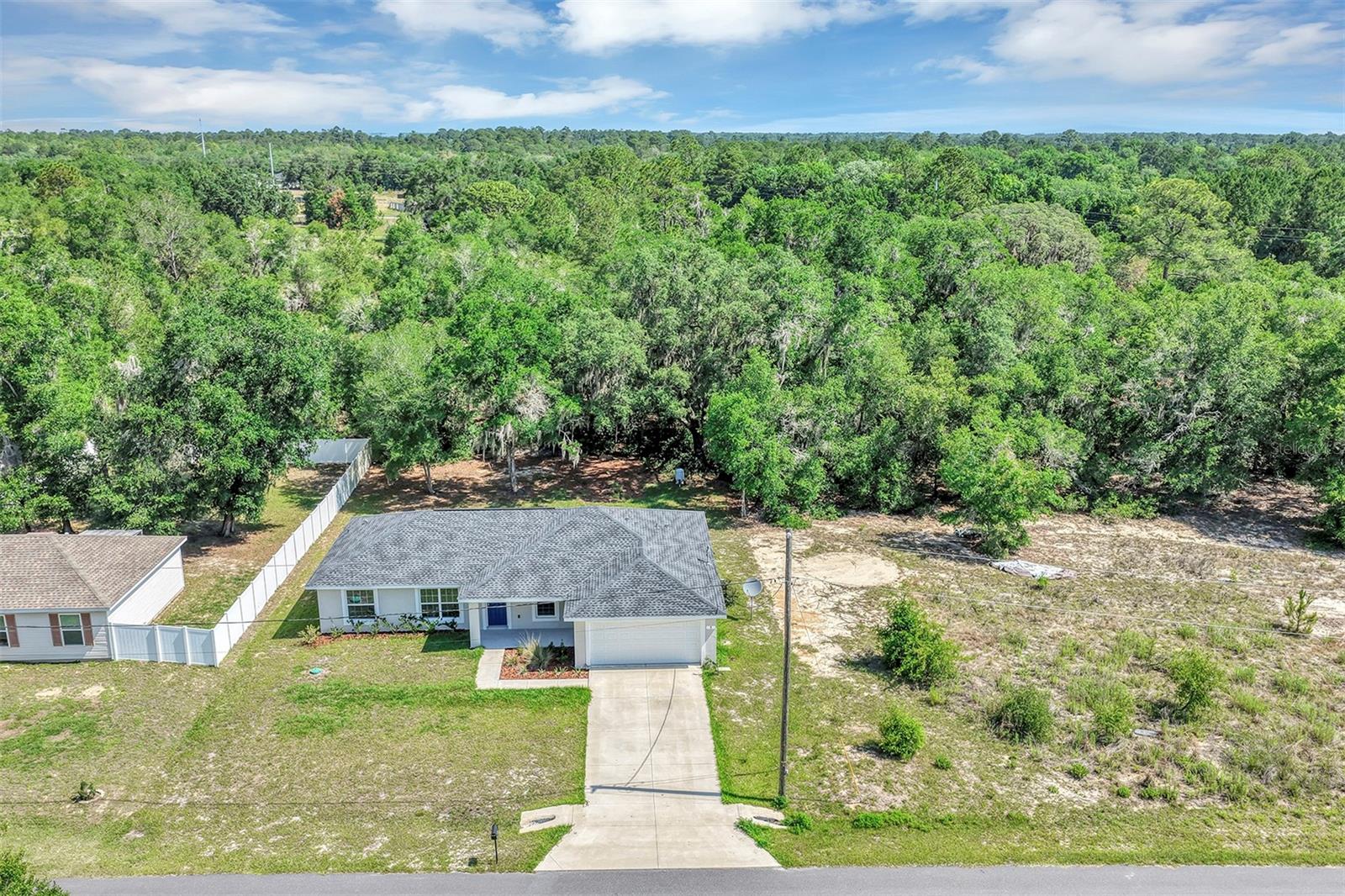 5 Locust Radial Circle, FL