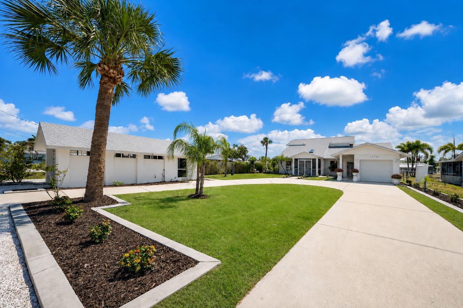 1711 Riverside Dr, FL