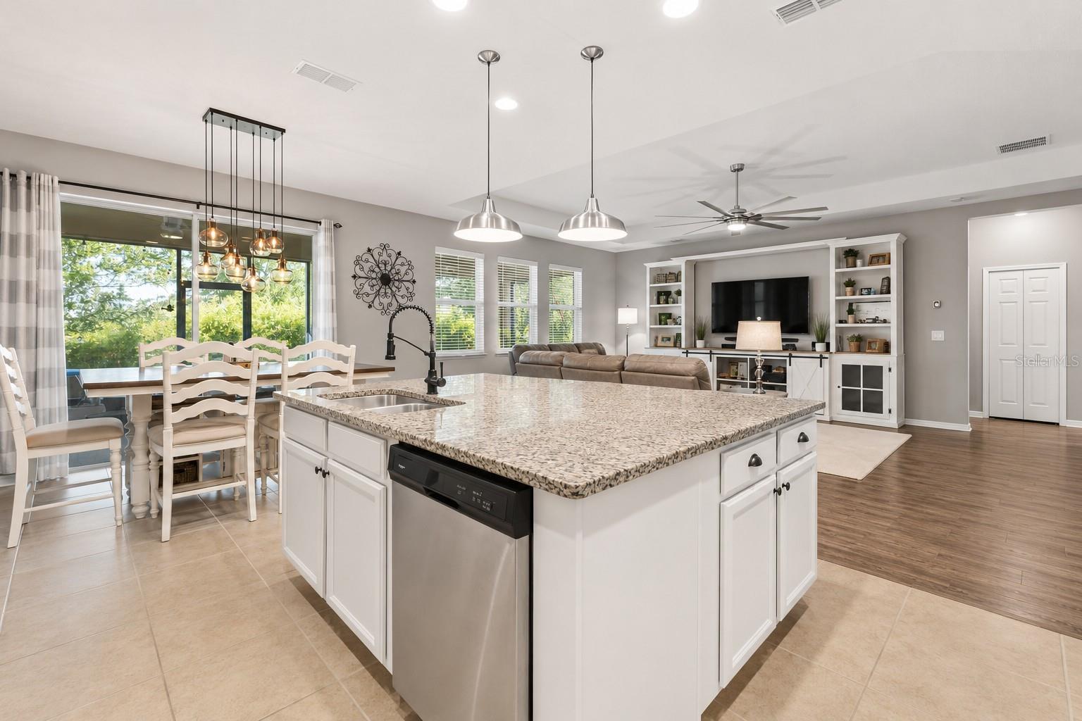 2948 Foxtail Bend, FL