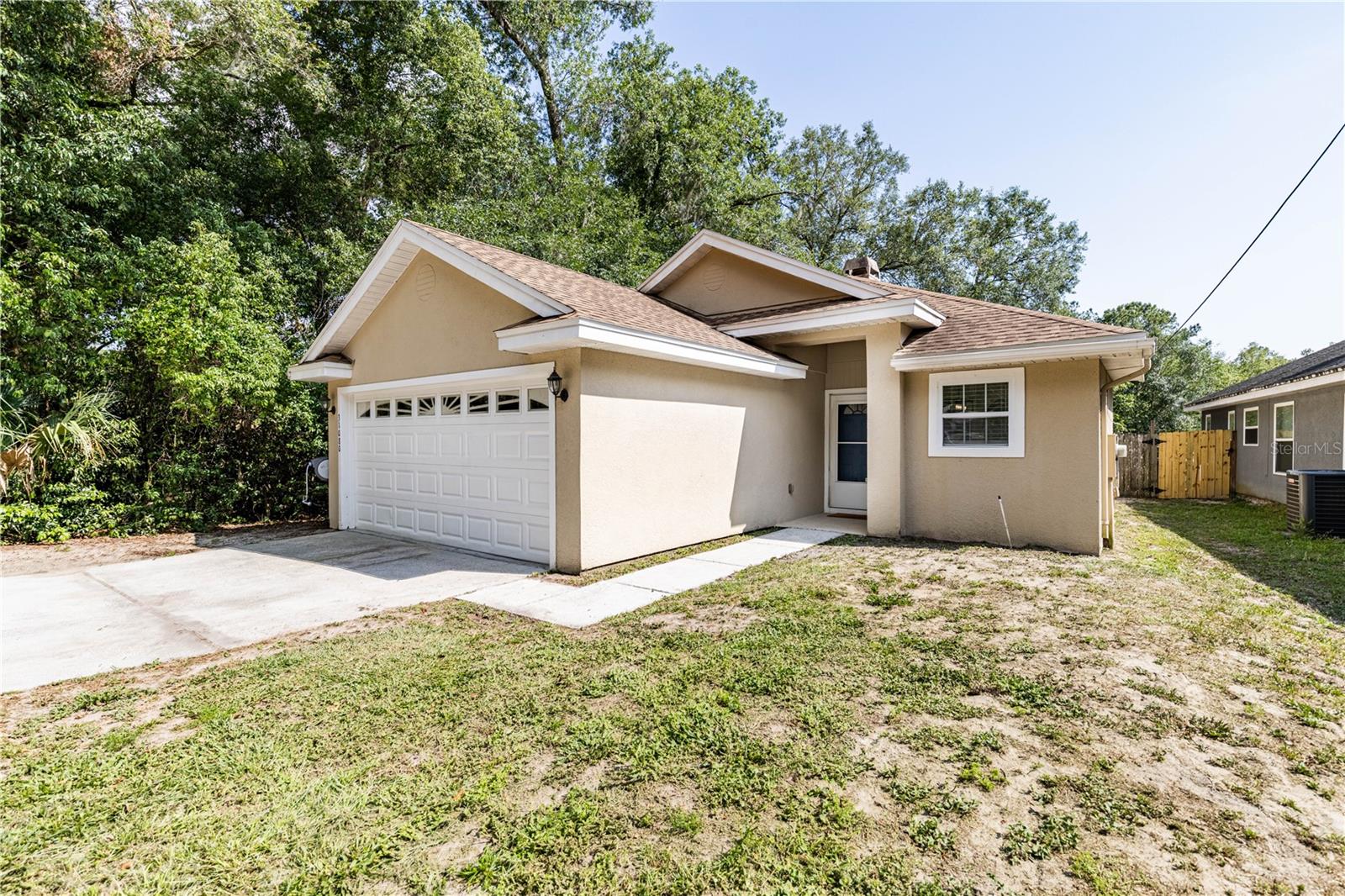 31080 Lochmore Cir, FL