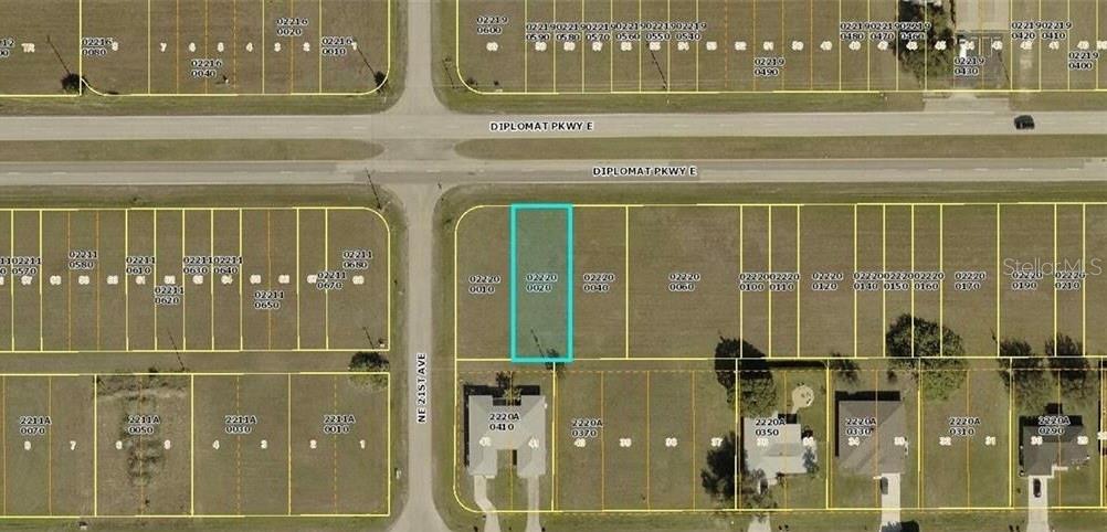2104 Diplomat Pkwy E, FL