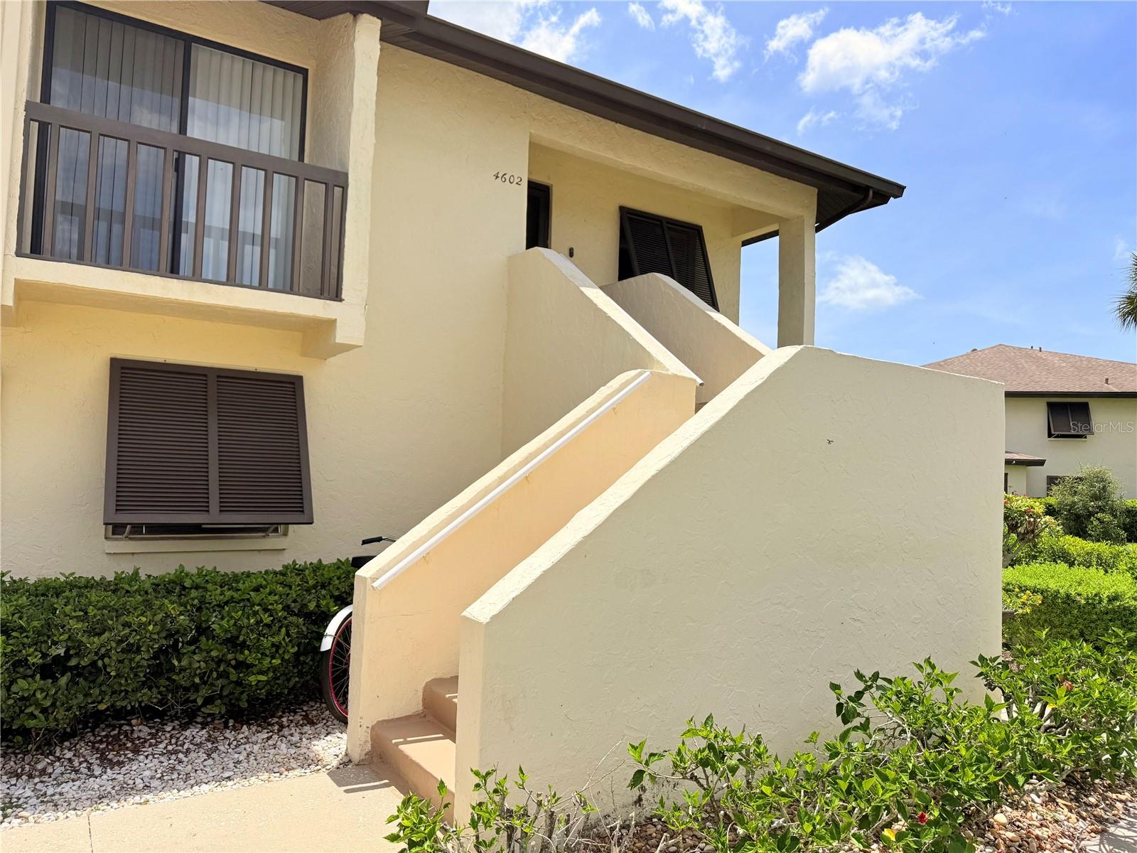 4602 Longwater Chase, FL