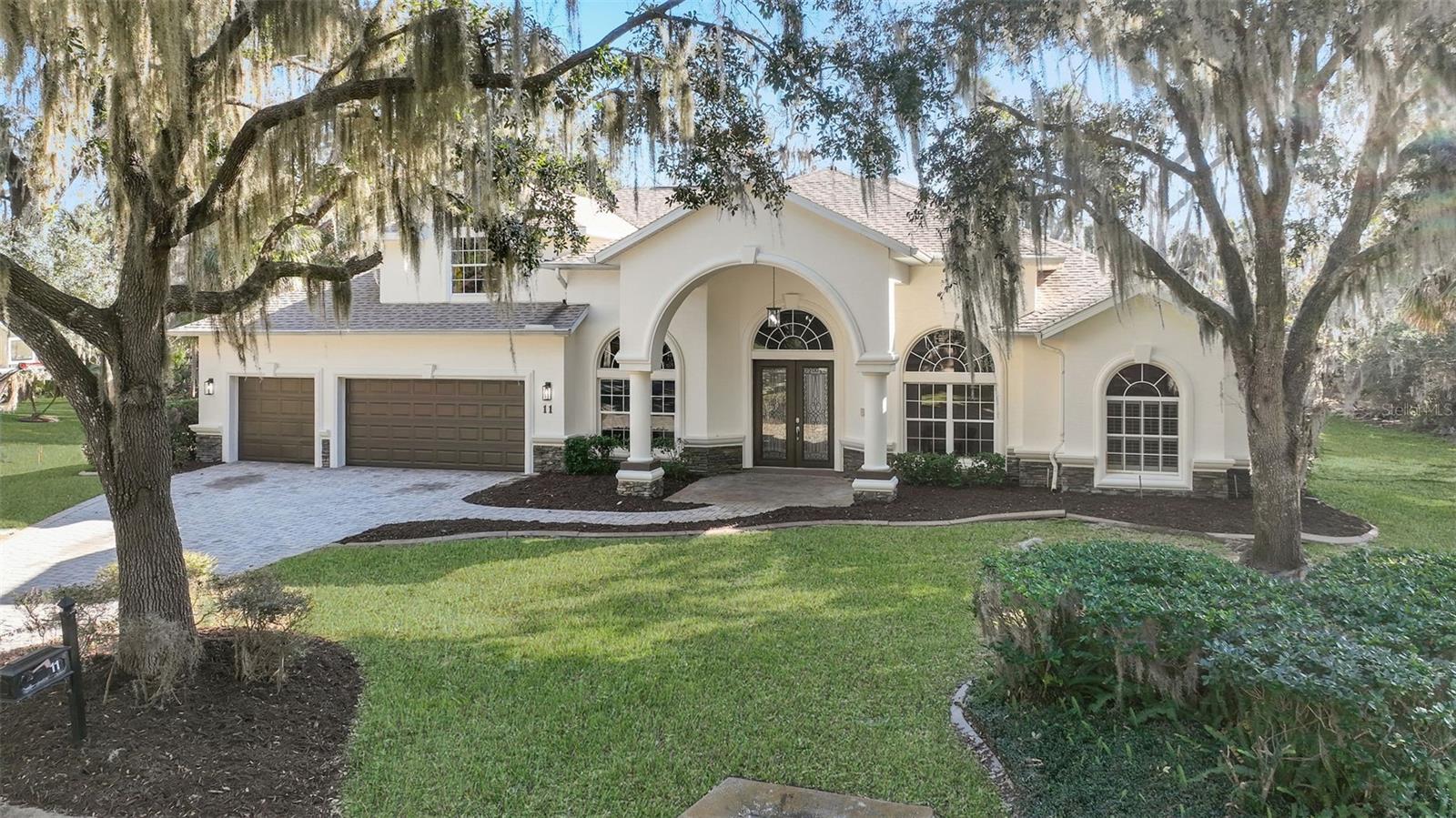 11 Cypress Hollow Lane, FL