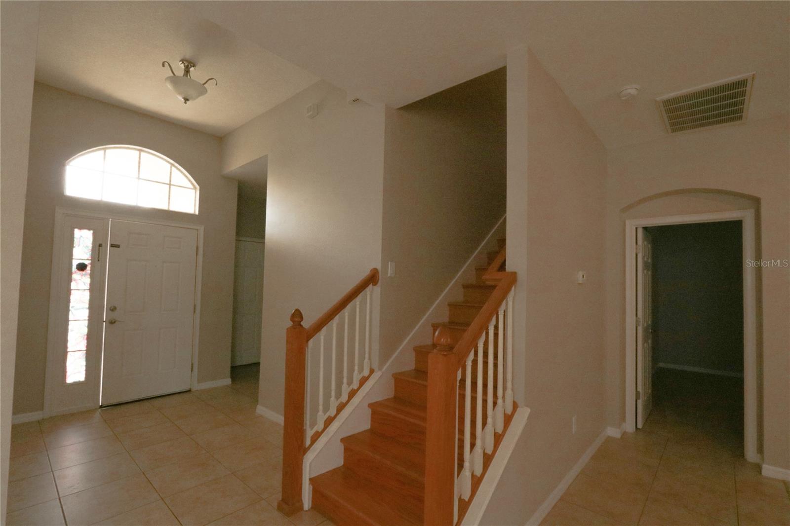 622 Breezeway Court, FL
