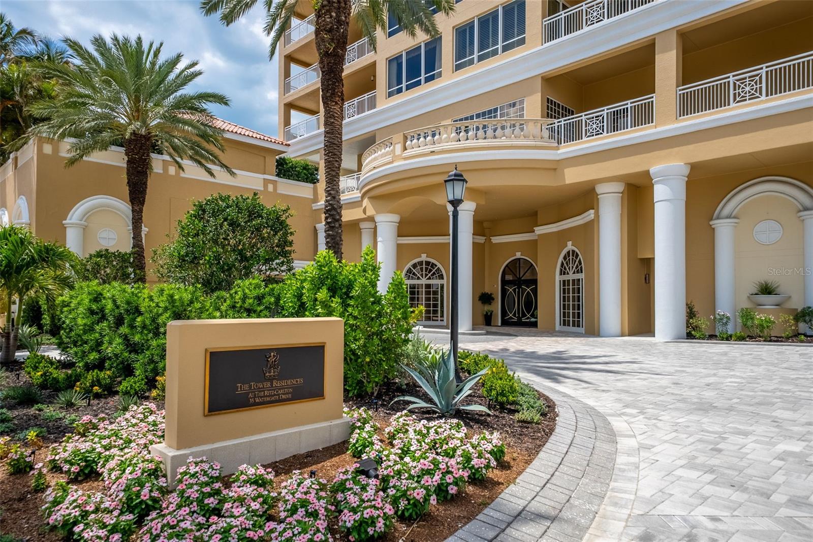 35 Watergate Drive, FL