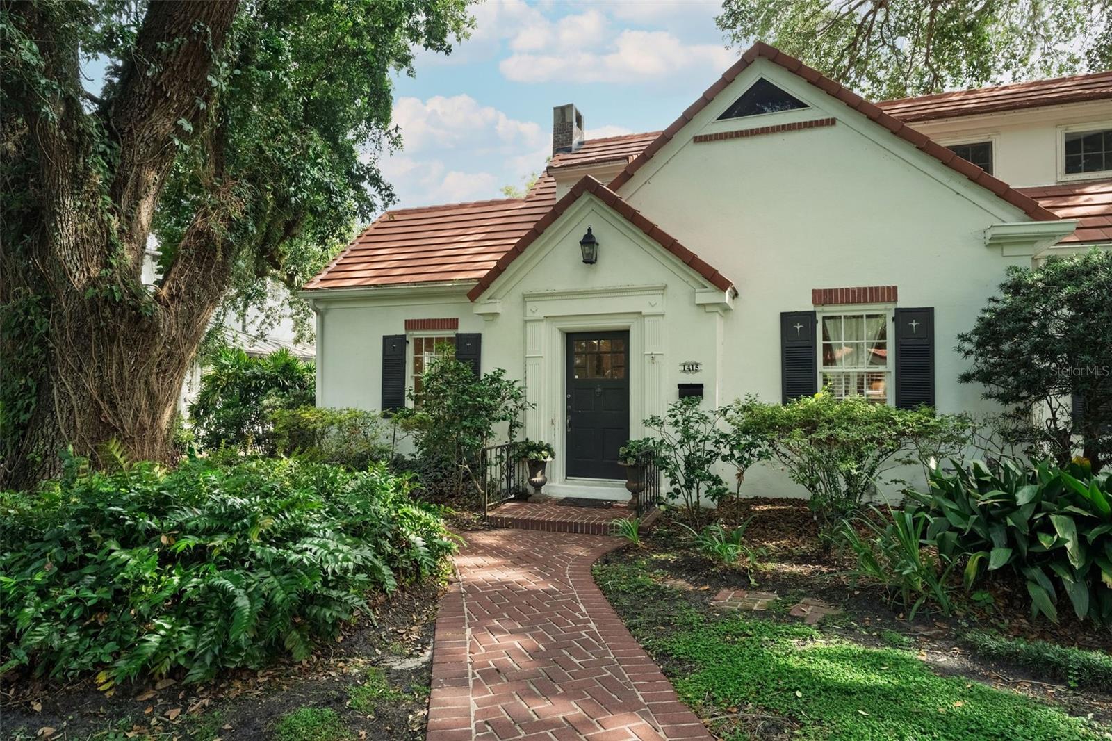 1415 Lancaster Drive, FL