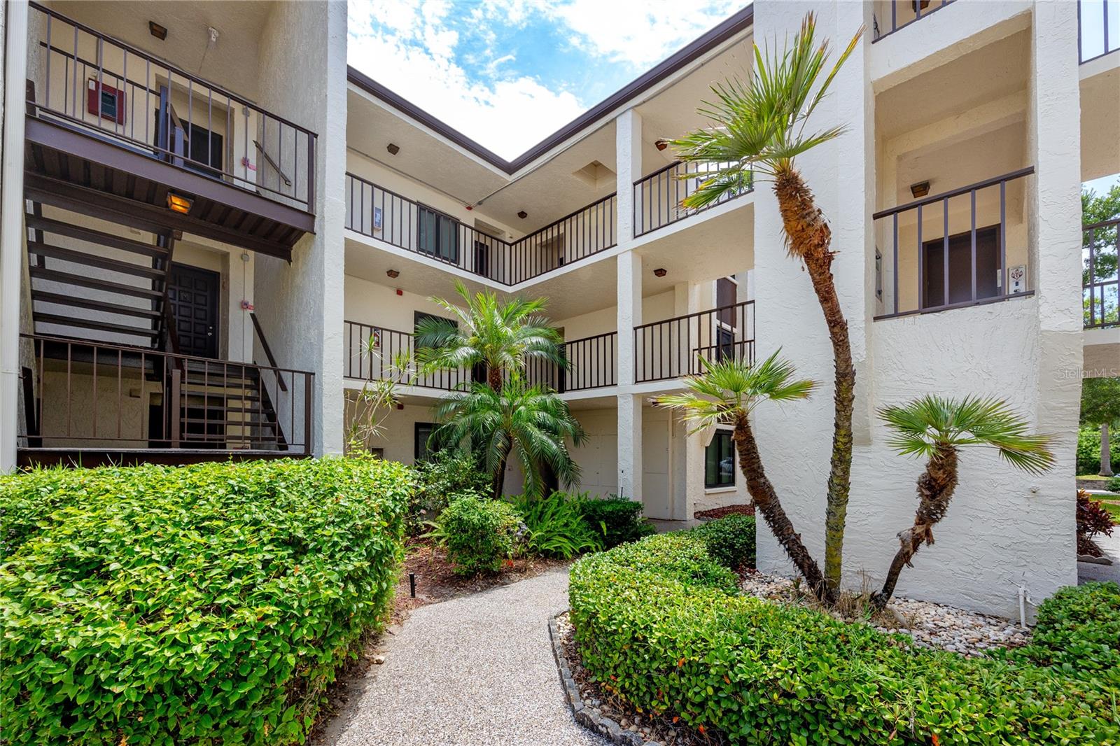 2207 Belleair Rd #B30, FL