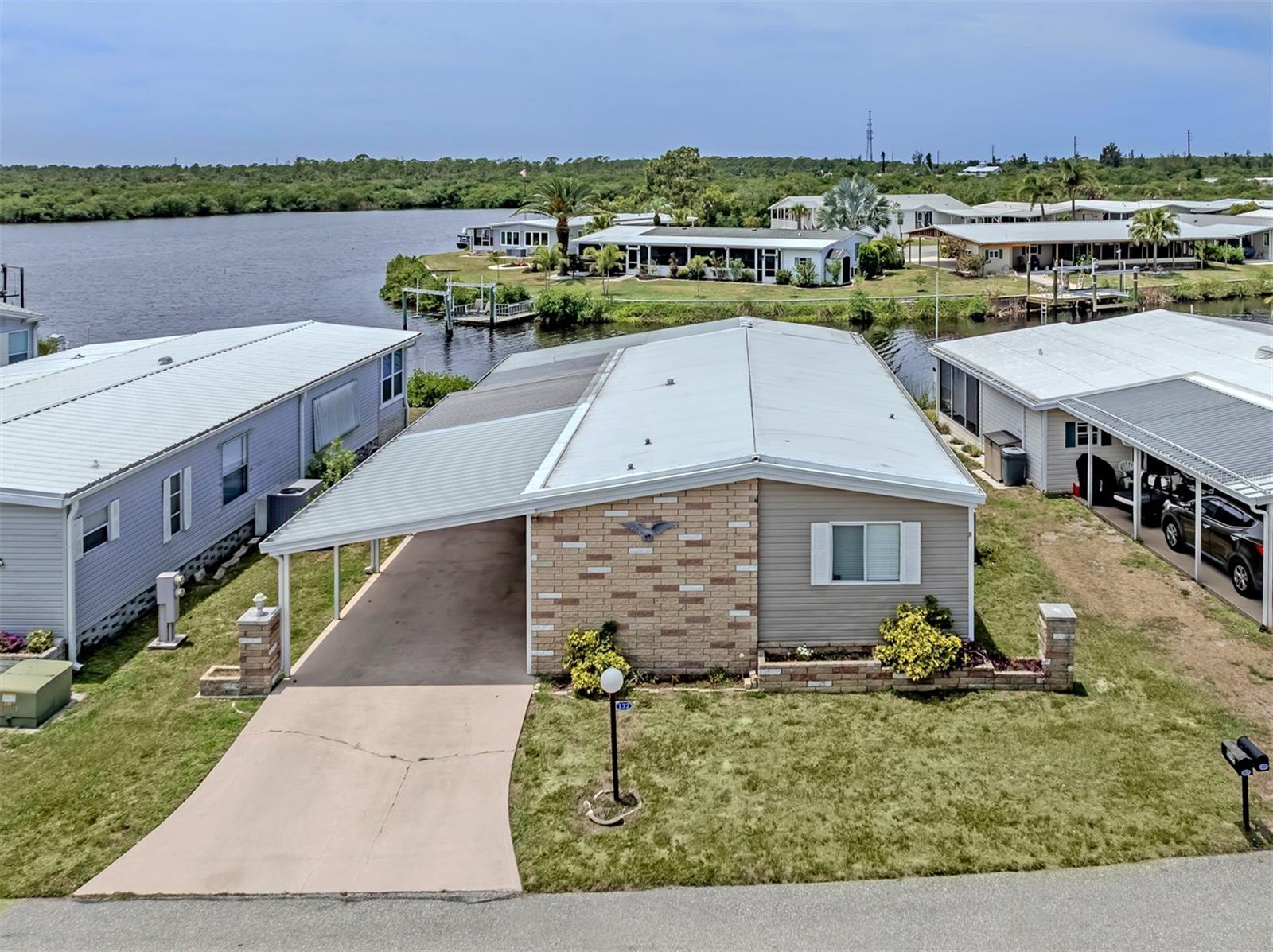 132 Martinique Rd, FL