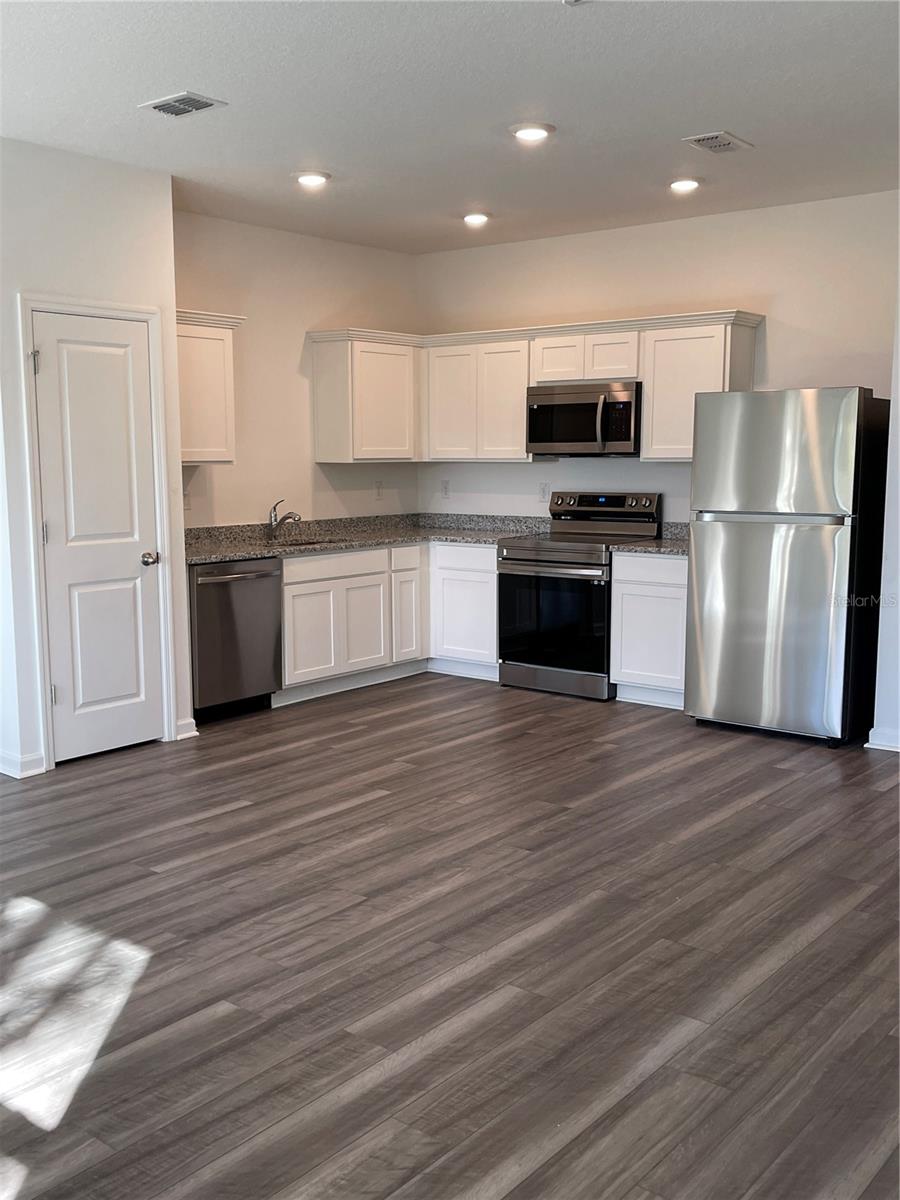 6163 Daerr Ridge Street, FL