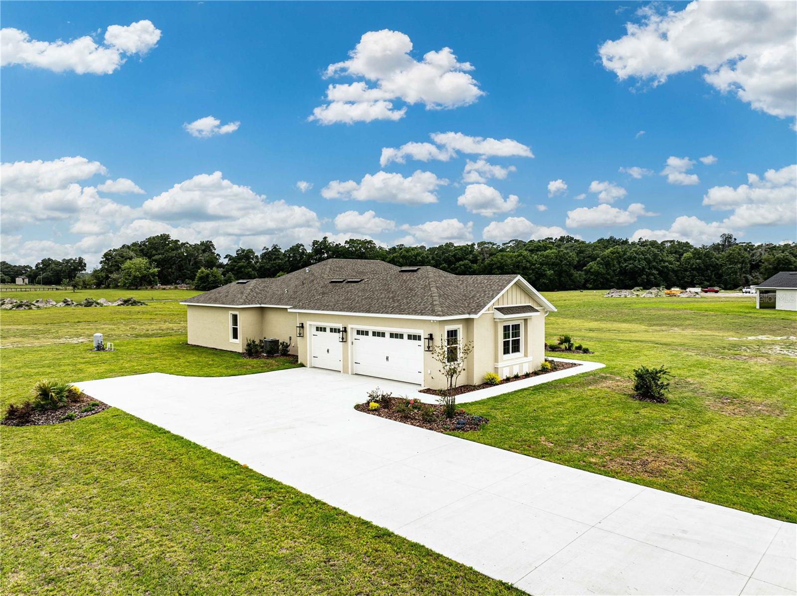 1439 Cr 212, FL