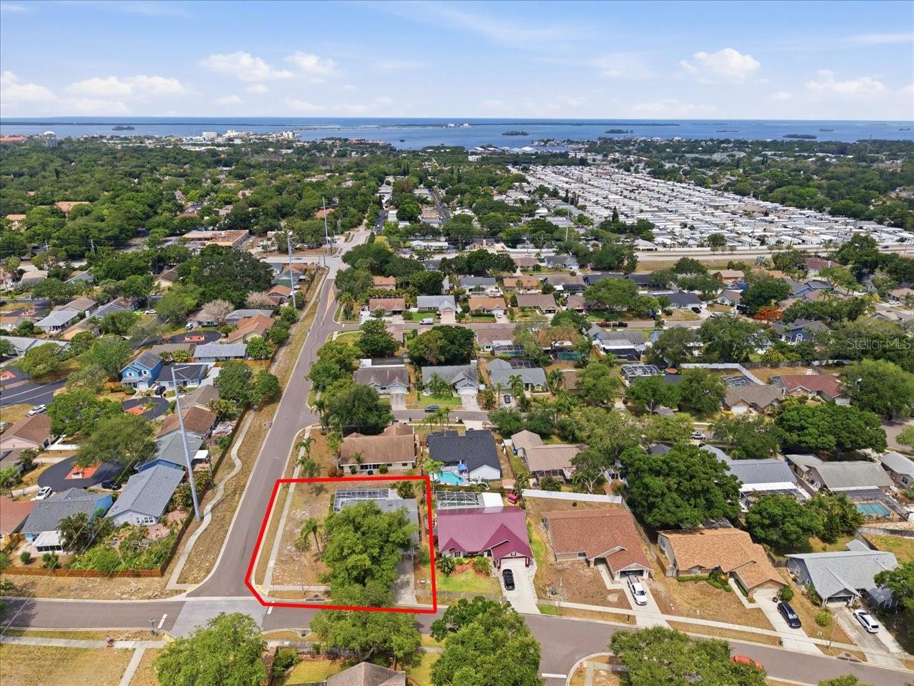 798 Countryshire Lane, FL
