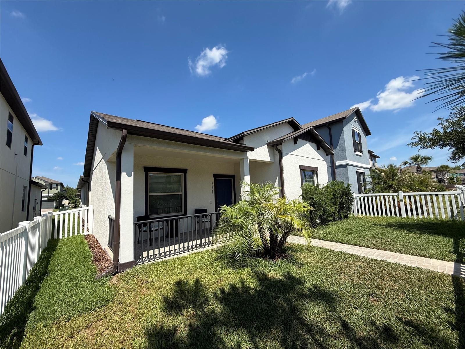 9601 Flourish Dr, FL