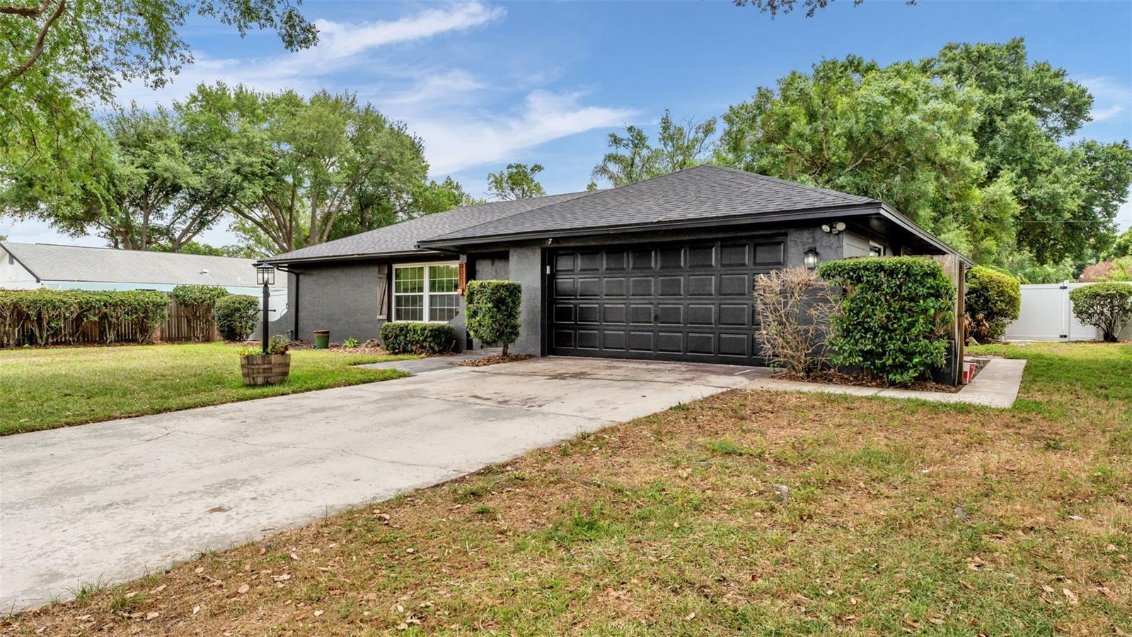 4301 Orangewood Loop, FL