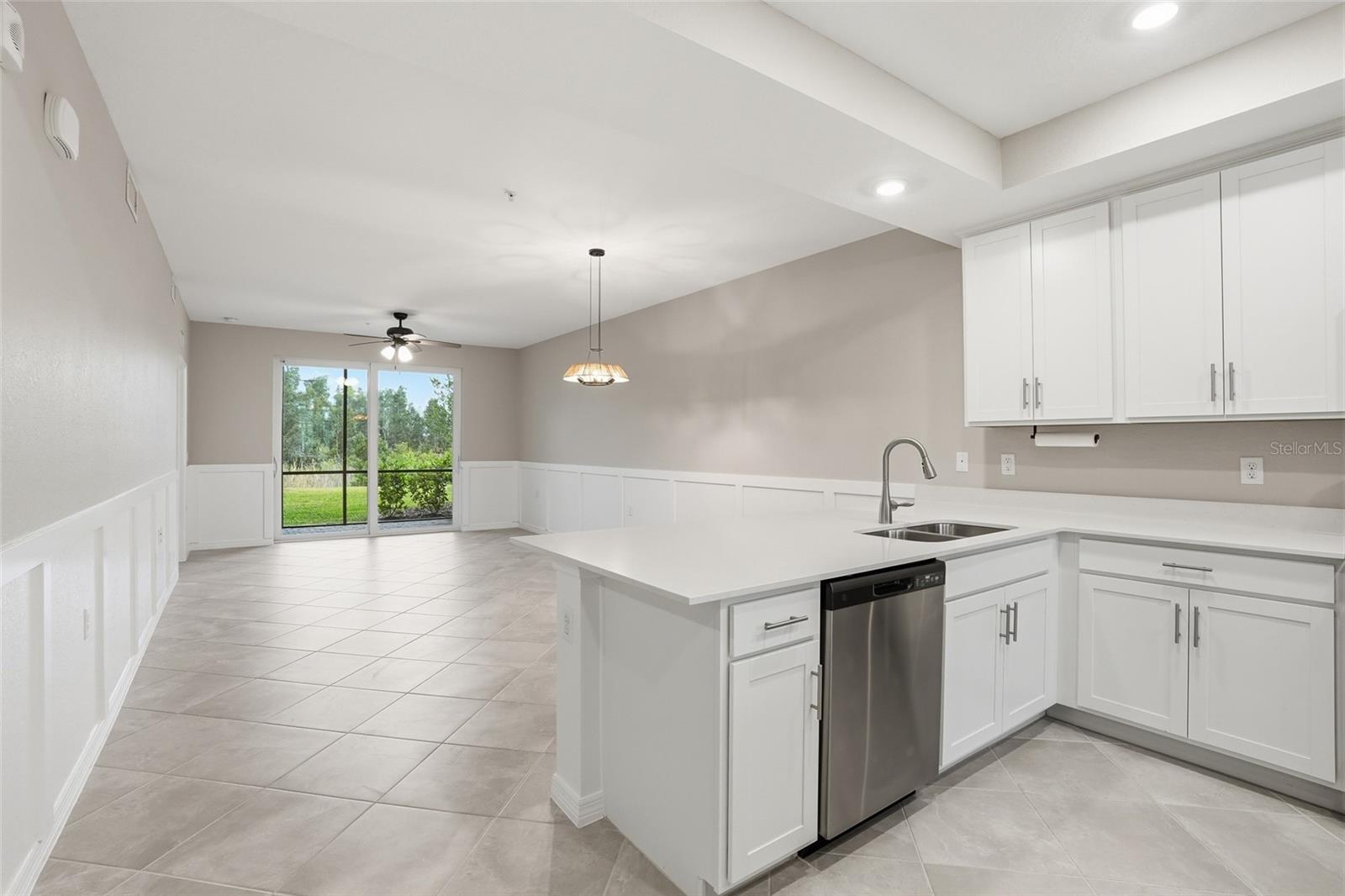 14191 Heritage Landing Boulevard, FL