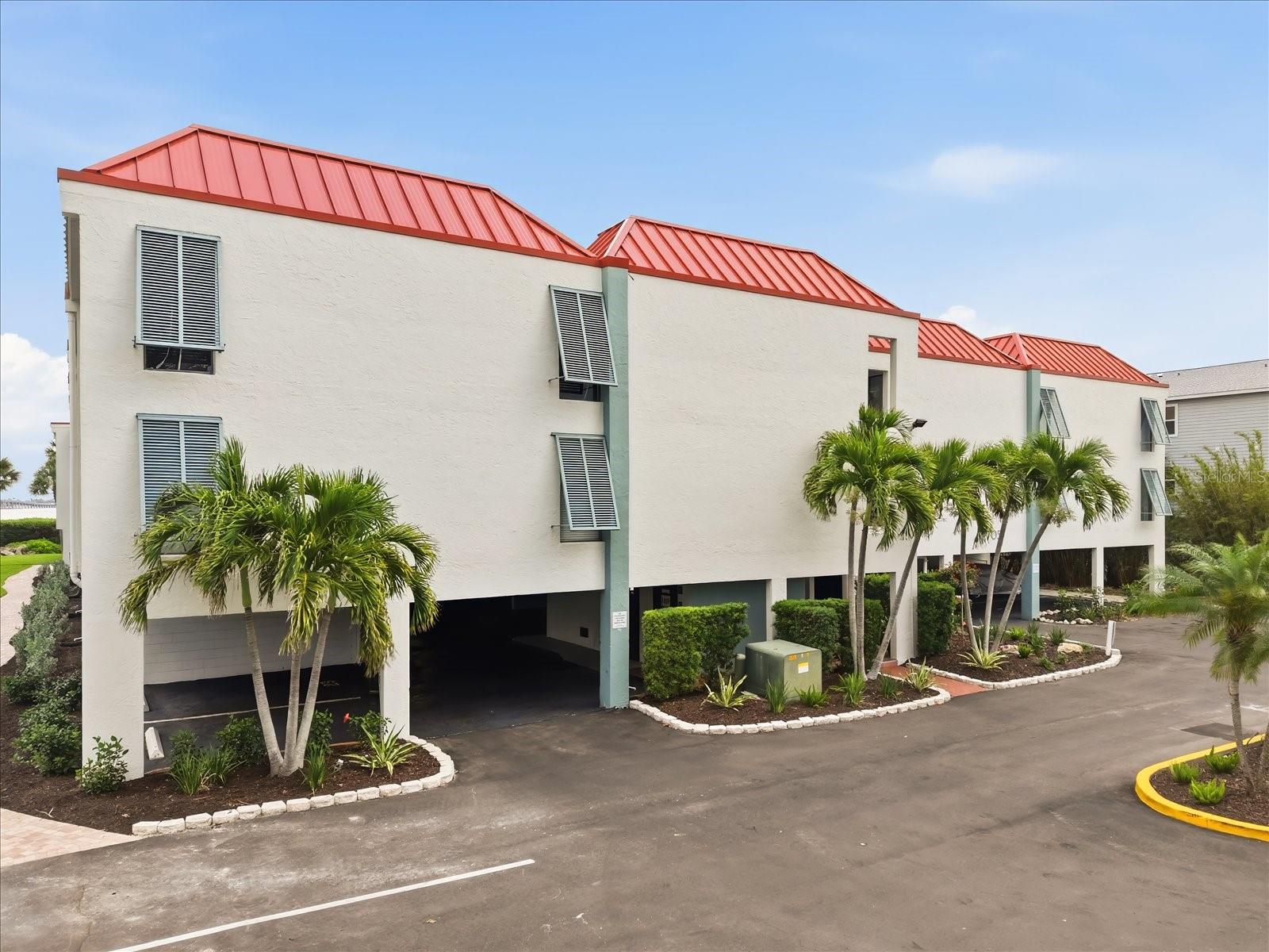 3705 E Bay Dr #117, FL
