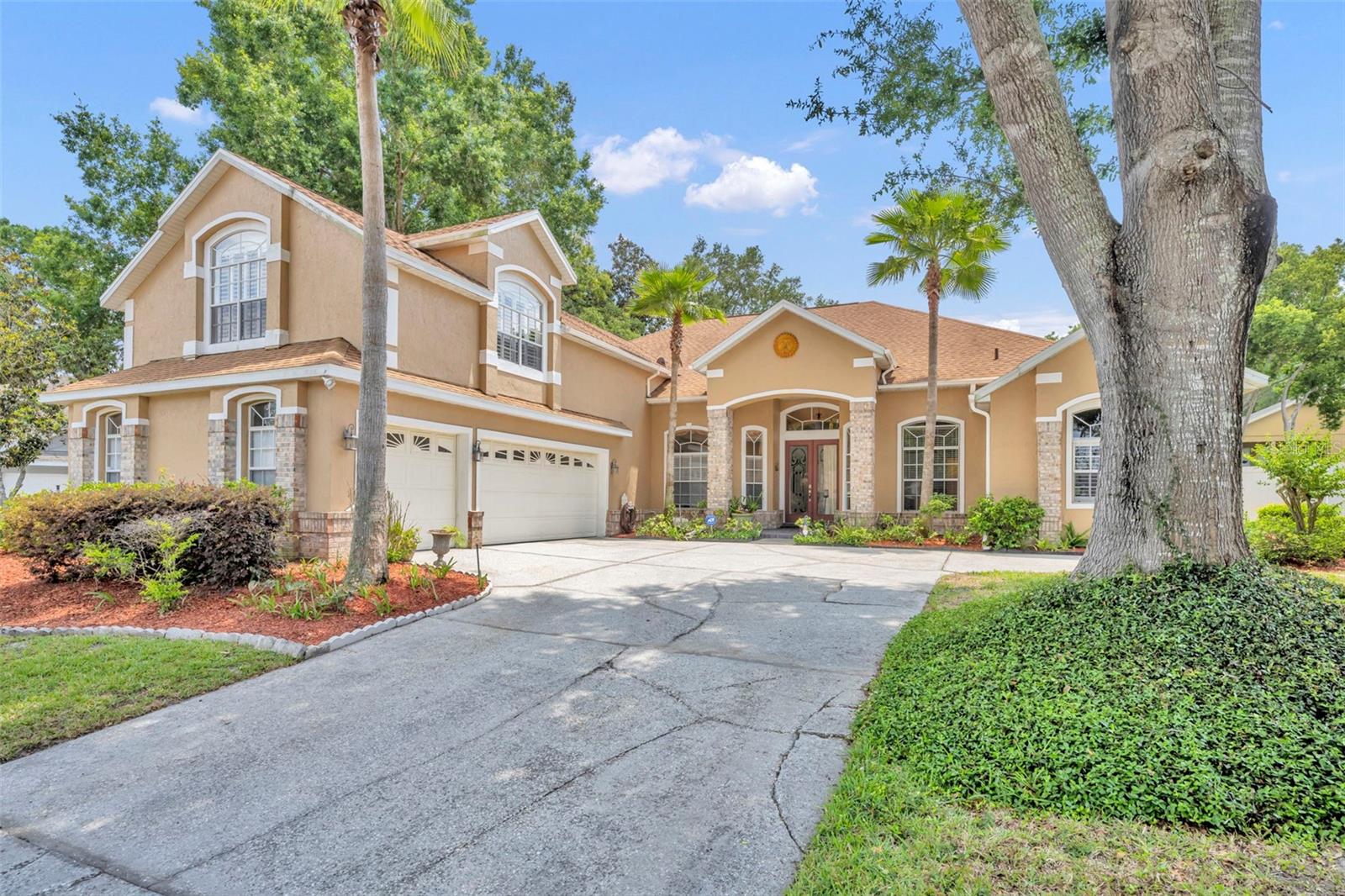 2518 Emerald Tree Lane, FL