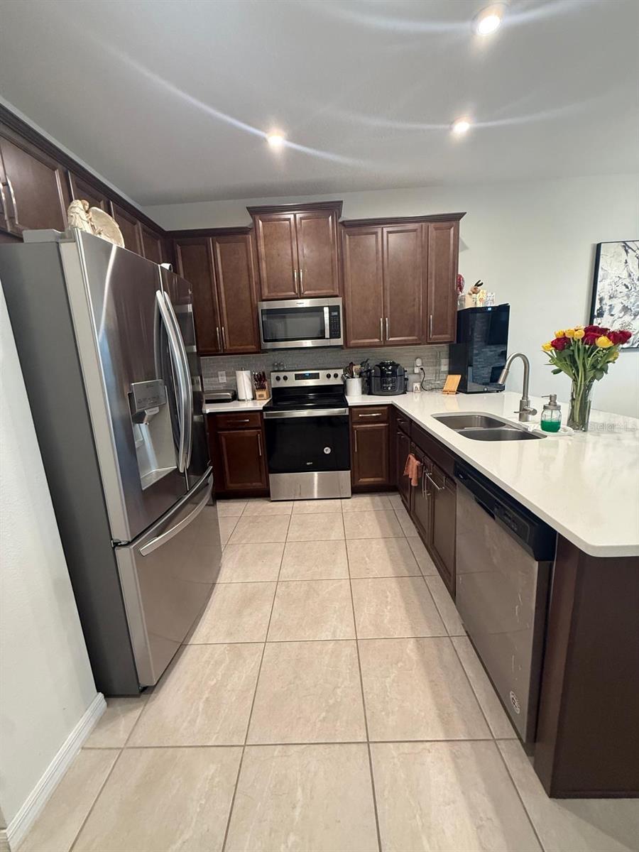 8866 Herencia Aly, FL