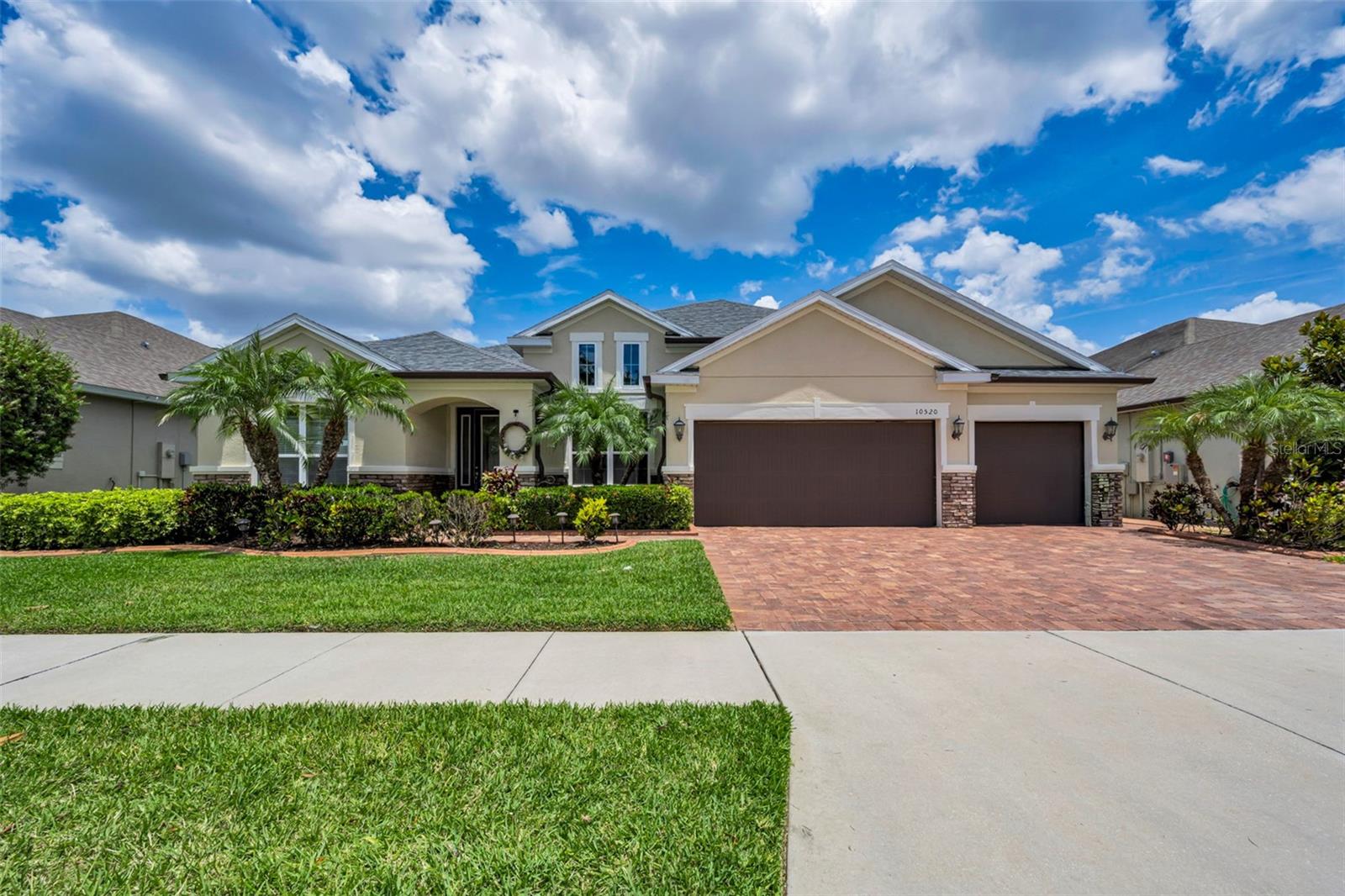 10520 Alcon Blue Drive, FL