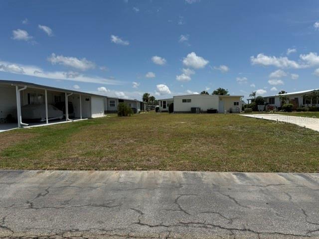 657 Alvarado, FL