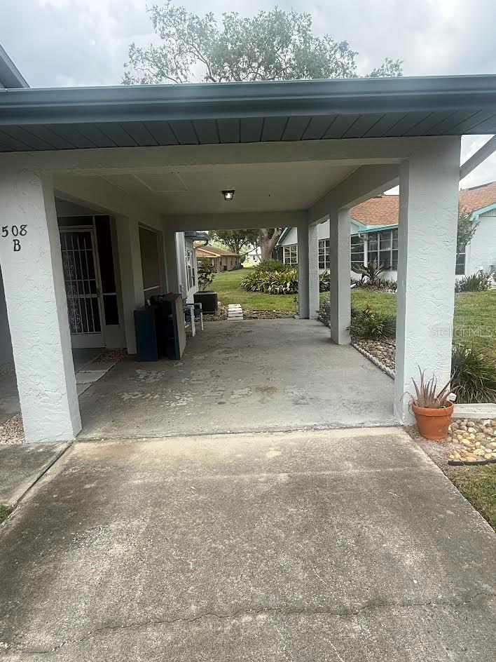 508 Foxglove Circle, FL