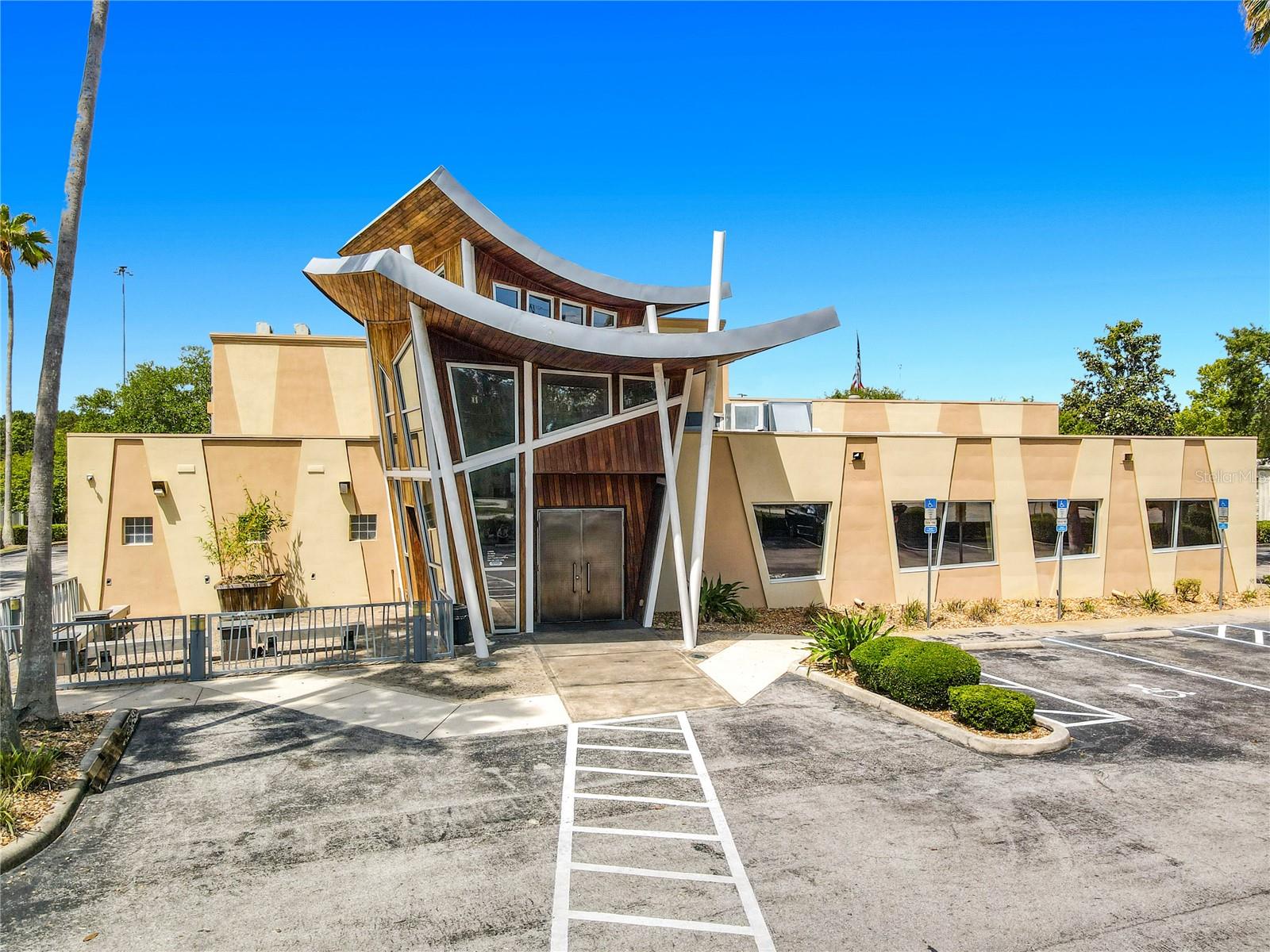 220 Williamson Blvd, FL