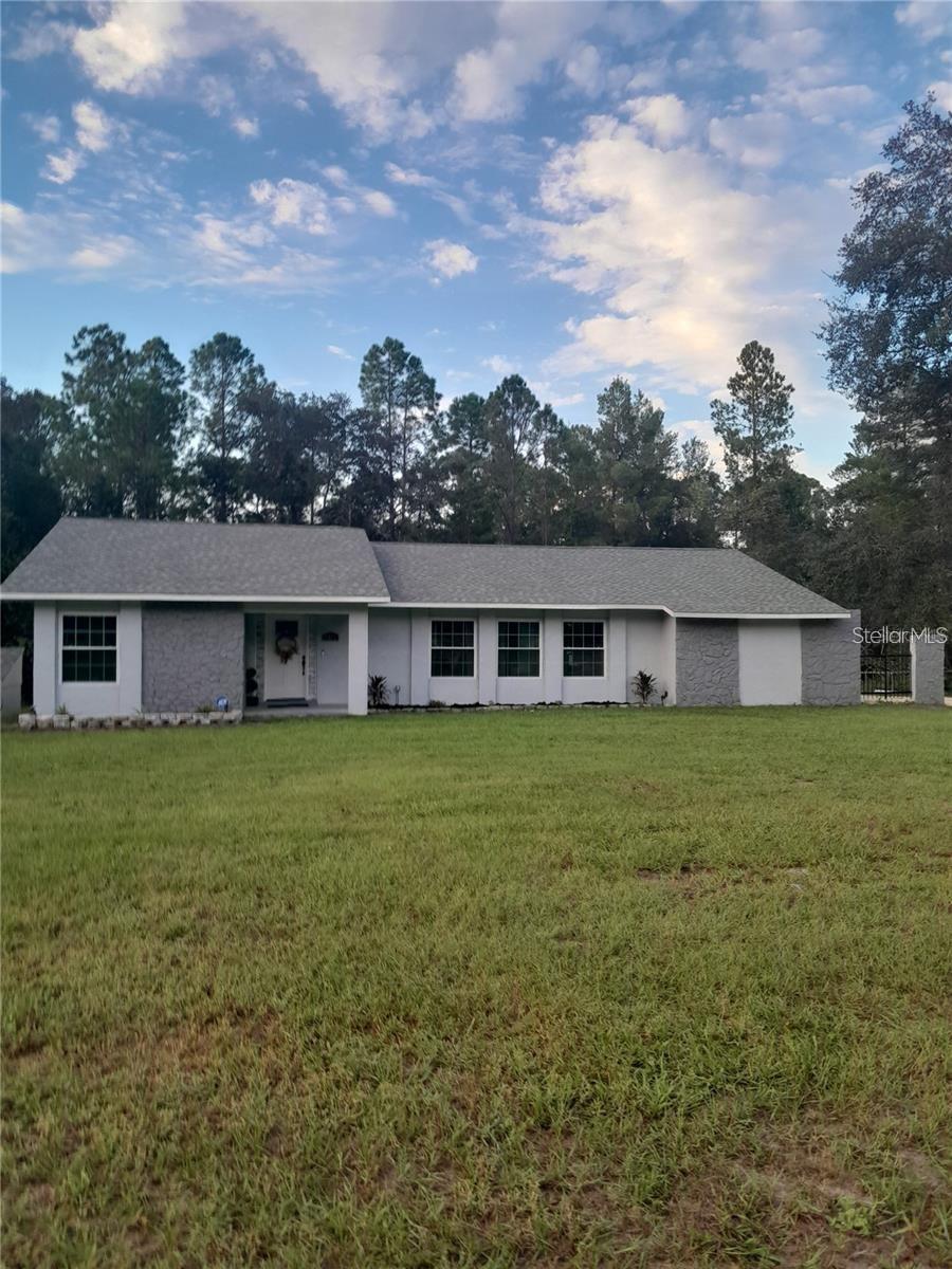 17873 E Highway 40, FL