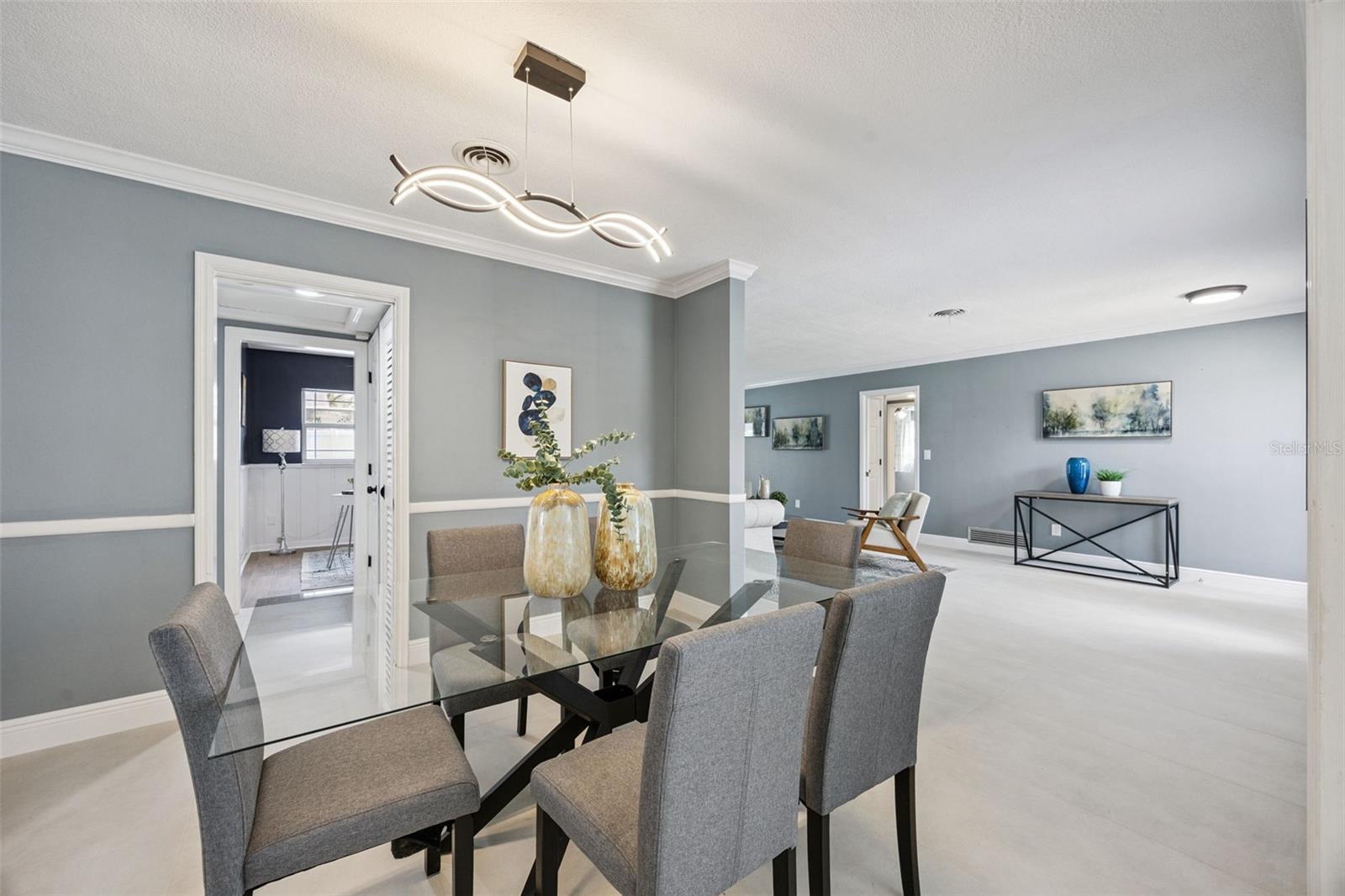 24 Minnehaha Cir, FL