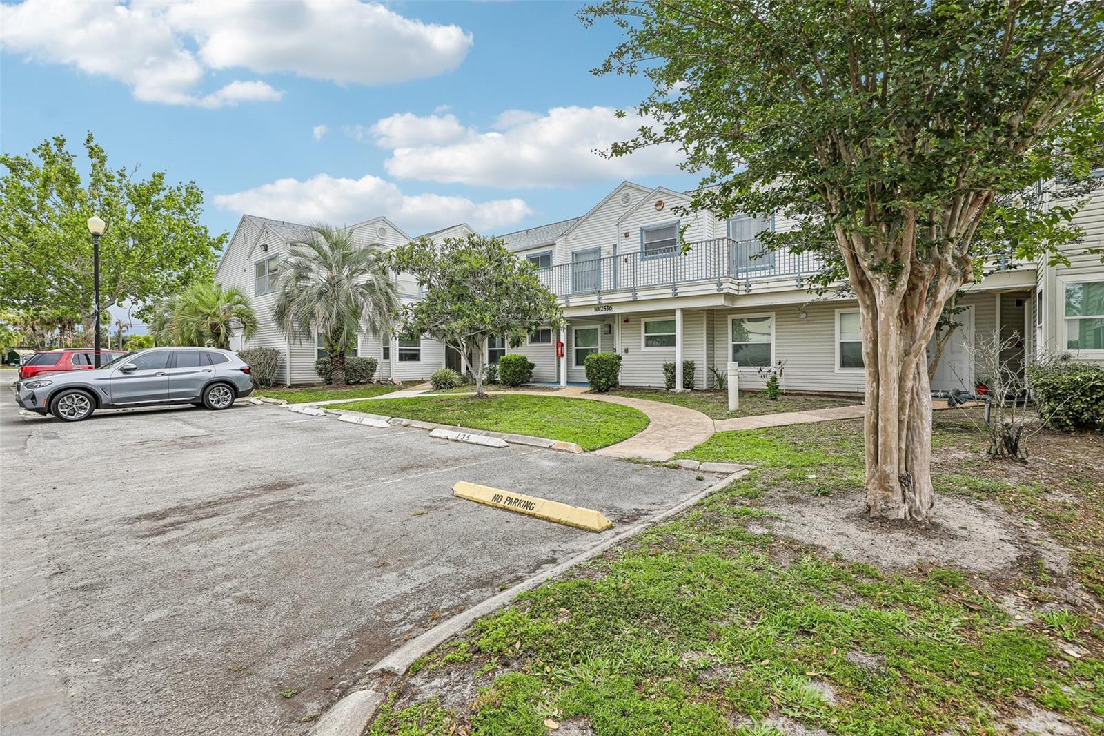 2536 Woodgate Boulevard, FL