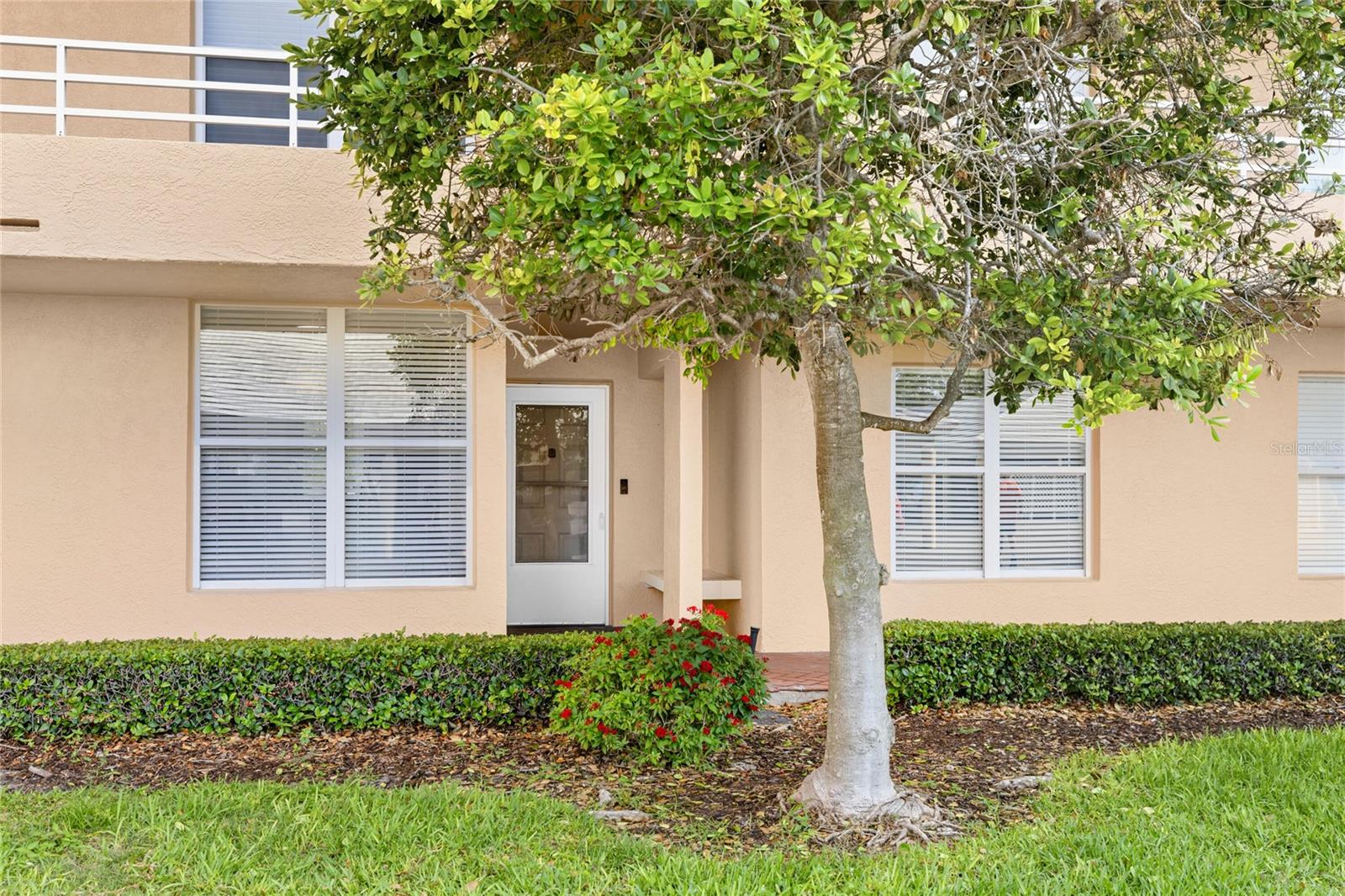 4550 Pinebrook, FL