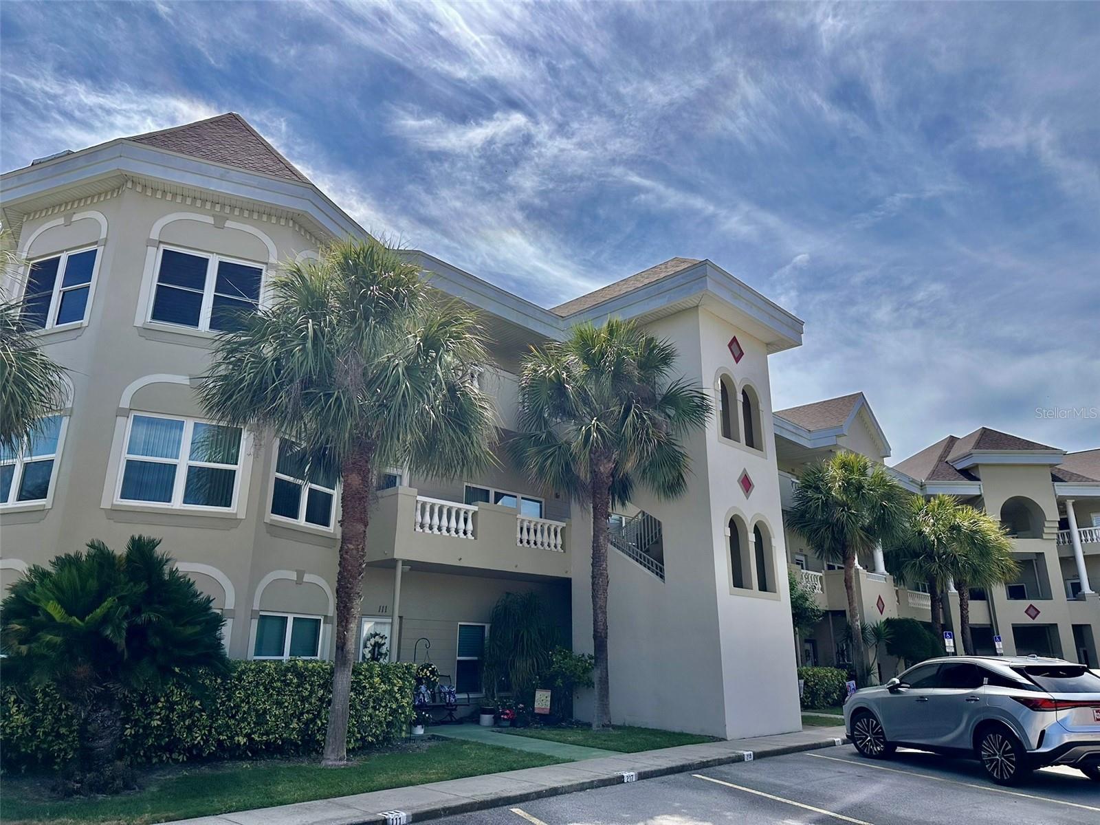 2020 Shangrila Dr #219, FL