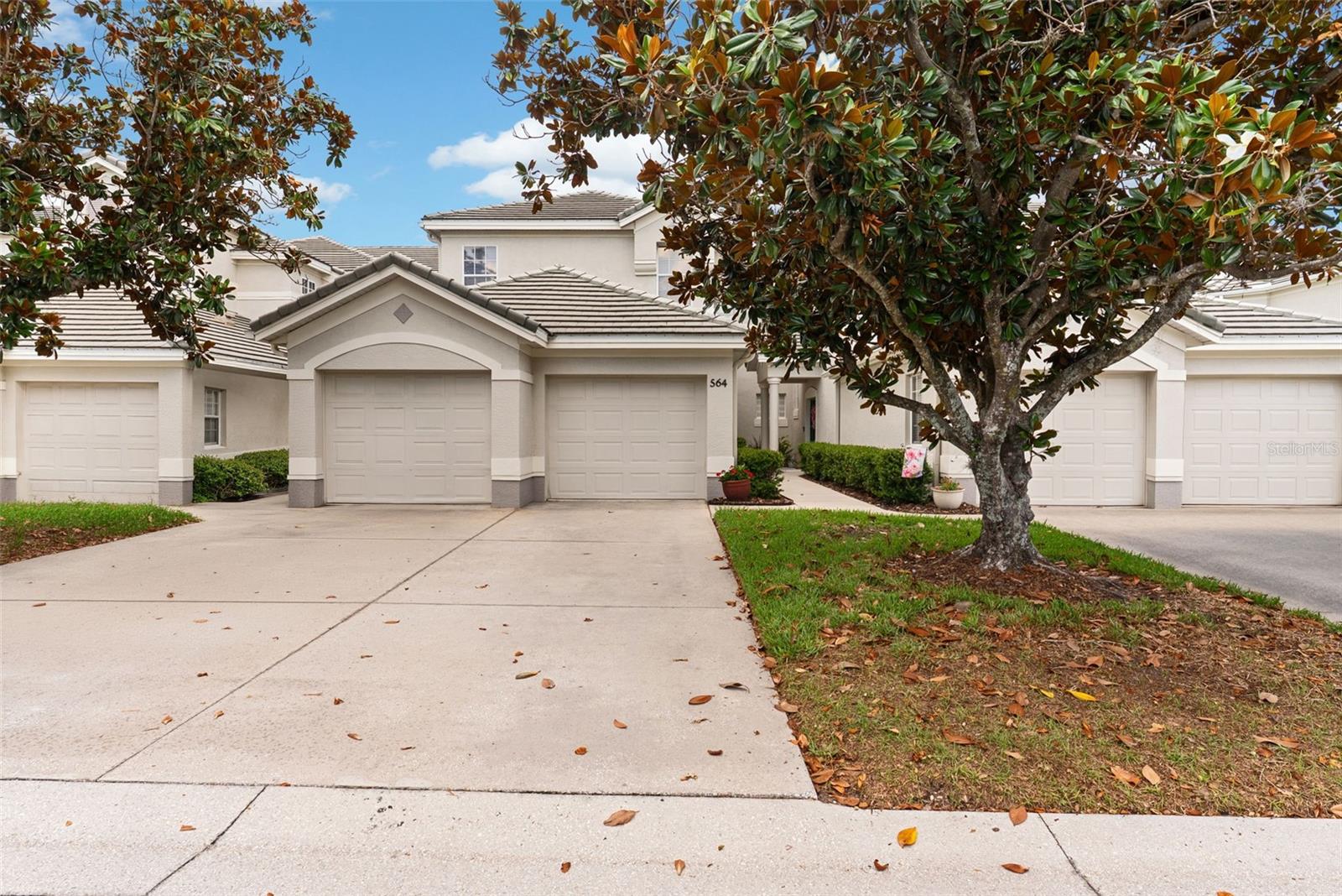 564 Grasslands Village Circle, FL