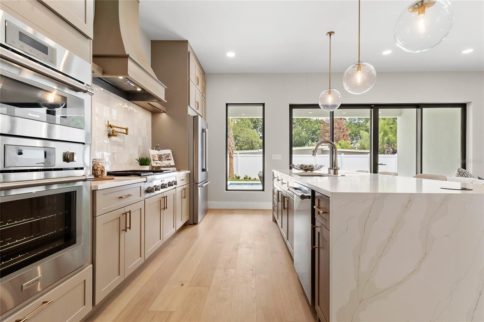 3807 Pelican Lane, FL