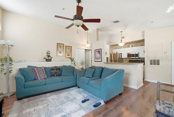1601 Columbia Arms Circle, FL