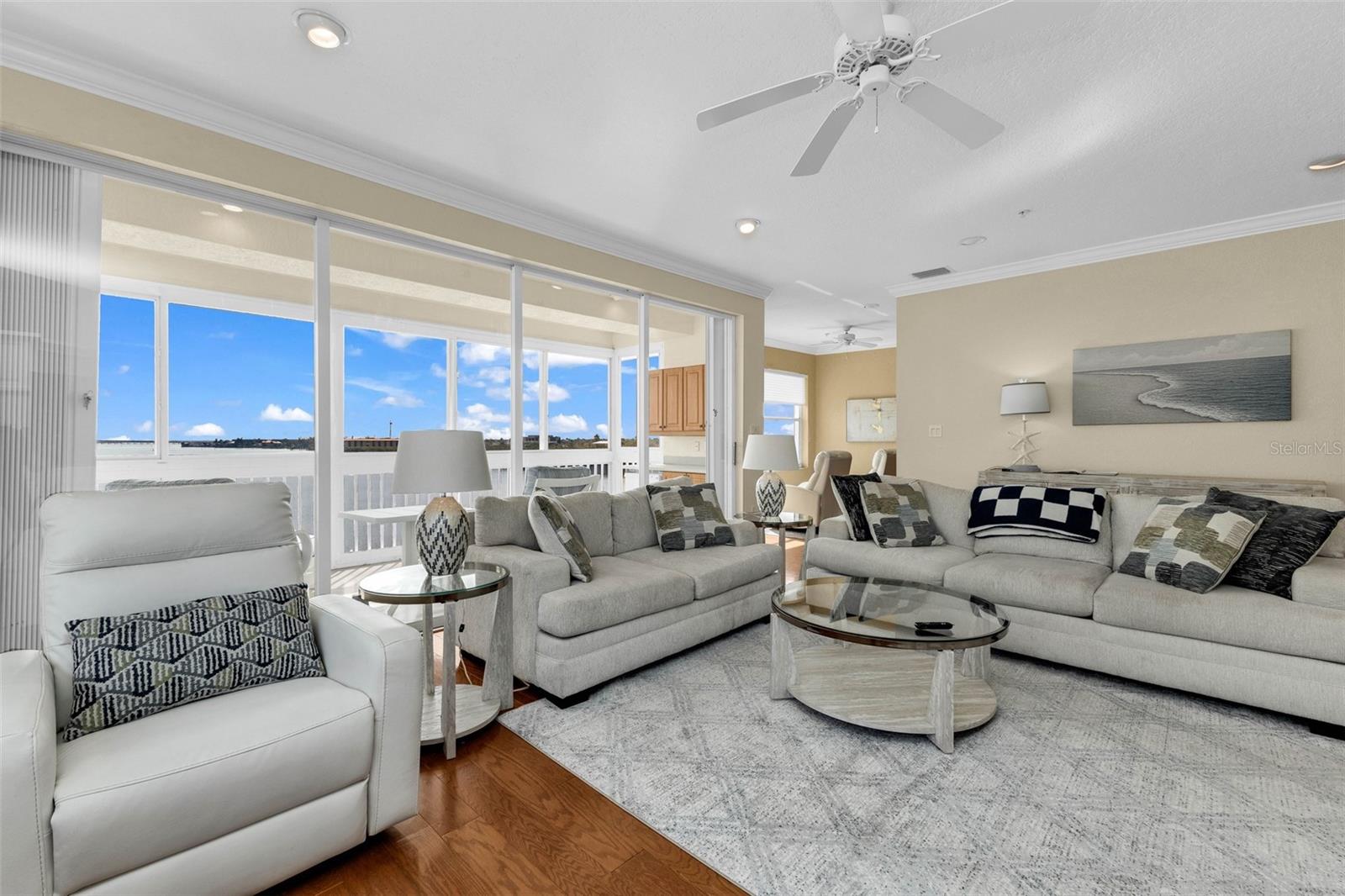 200 Harbor Walk Drive, FL