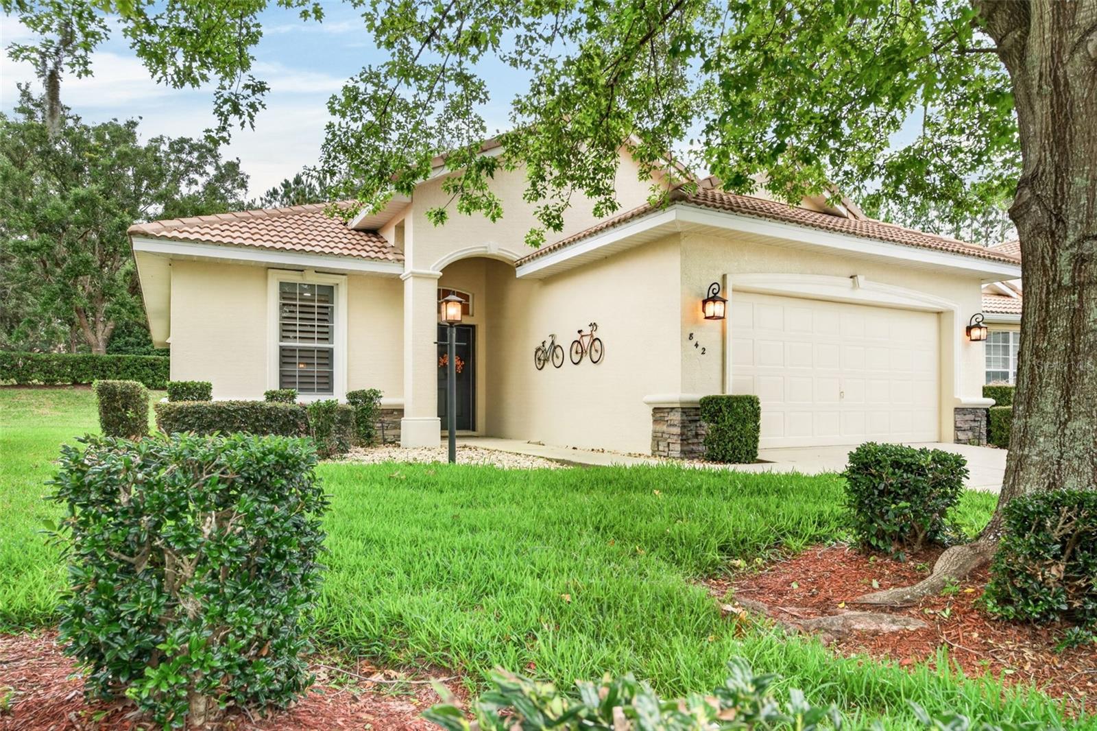 842 Silver Meadow Loop, FL