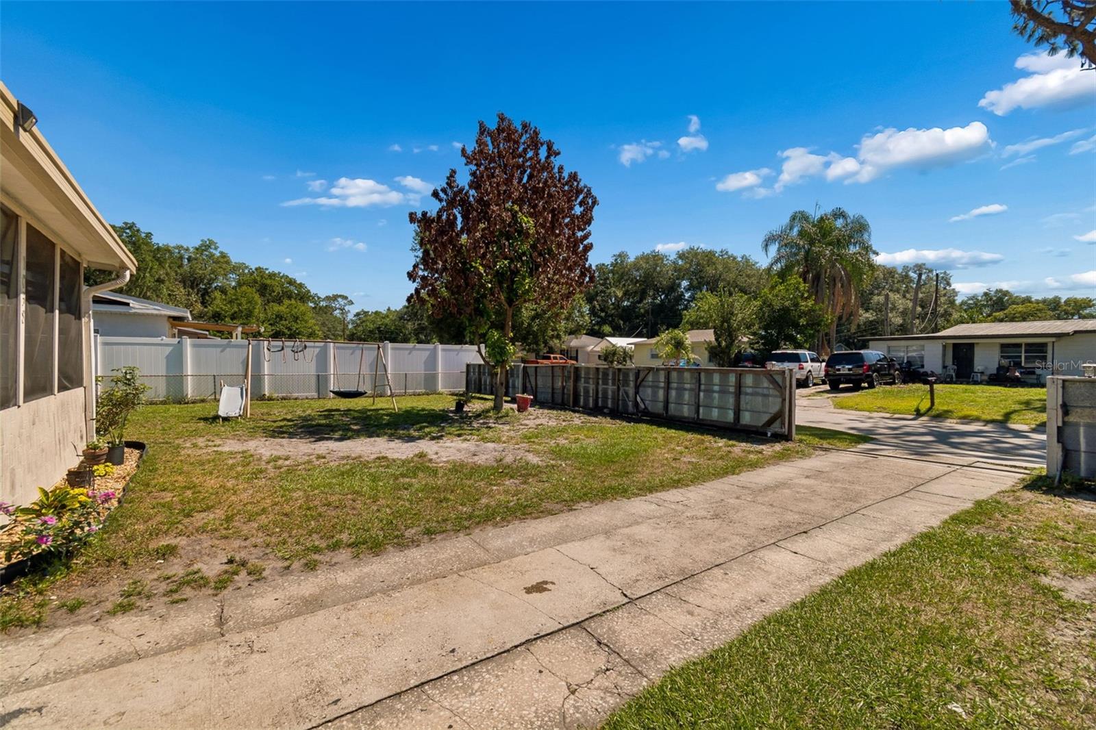 1038 Canal Drive, FL