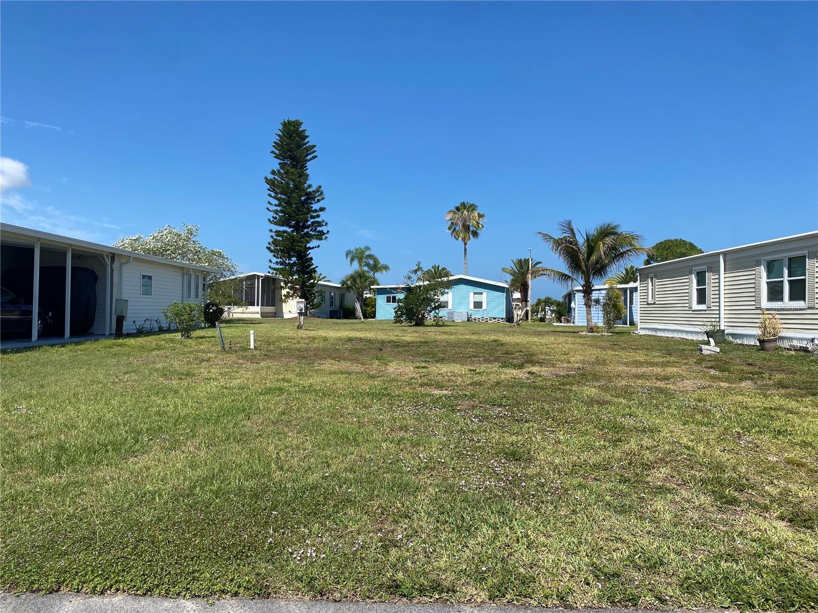 530 Parkwood Ave, FL
