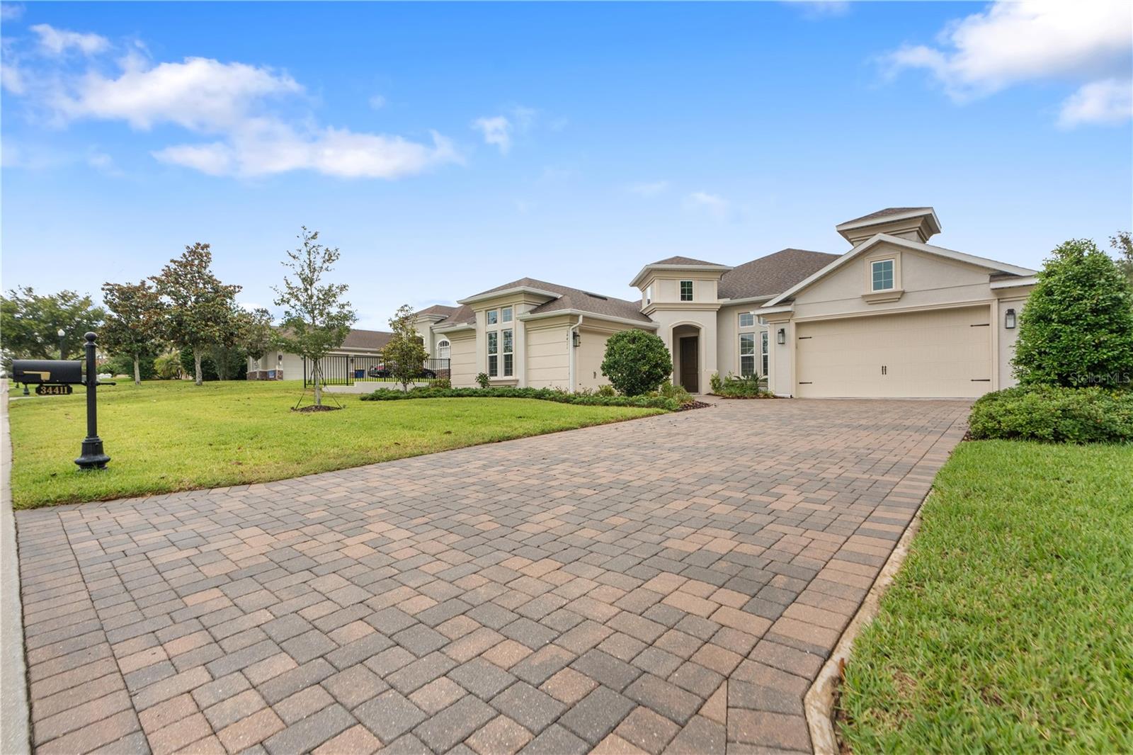 34411 Sahalee Loop, FL