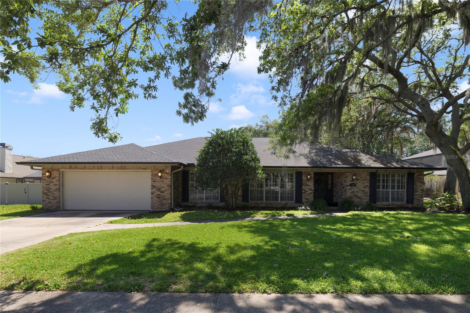 749 Willow Run Lane, FL