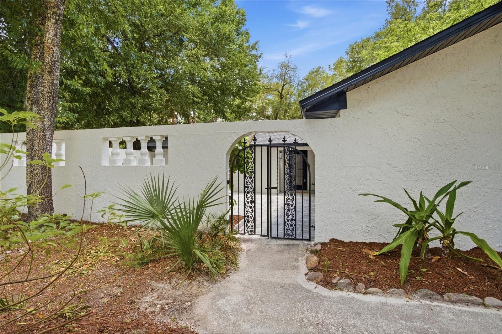 101 Partridge Circle, FL