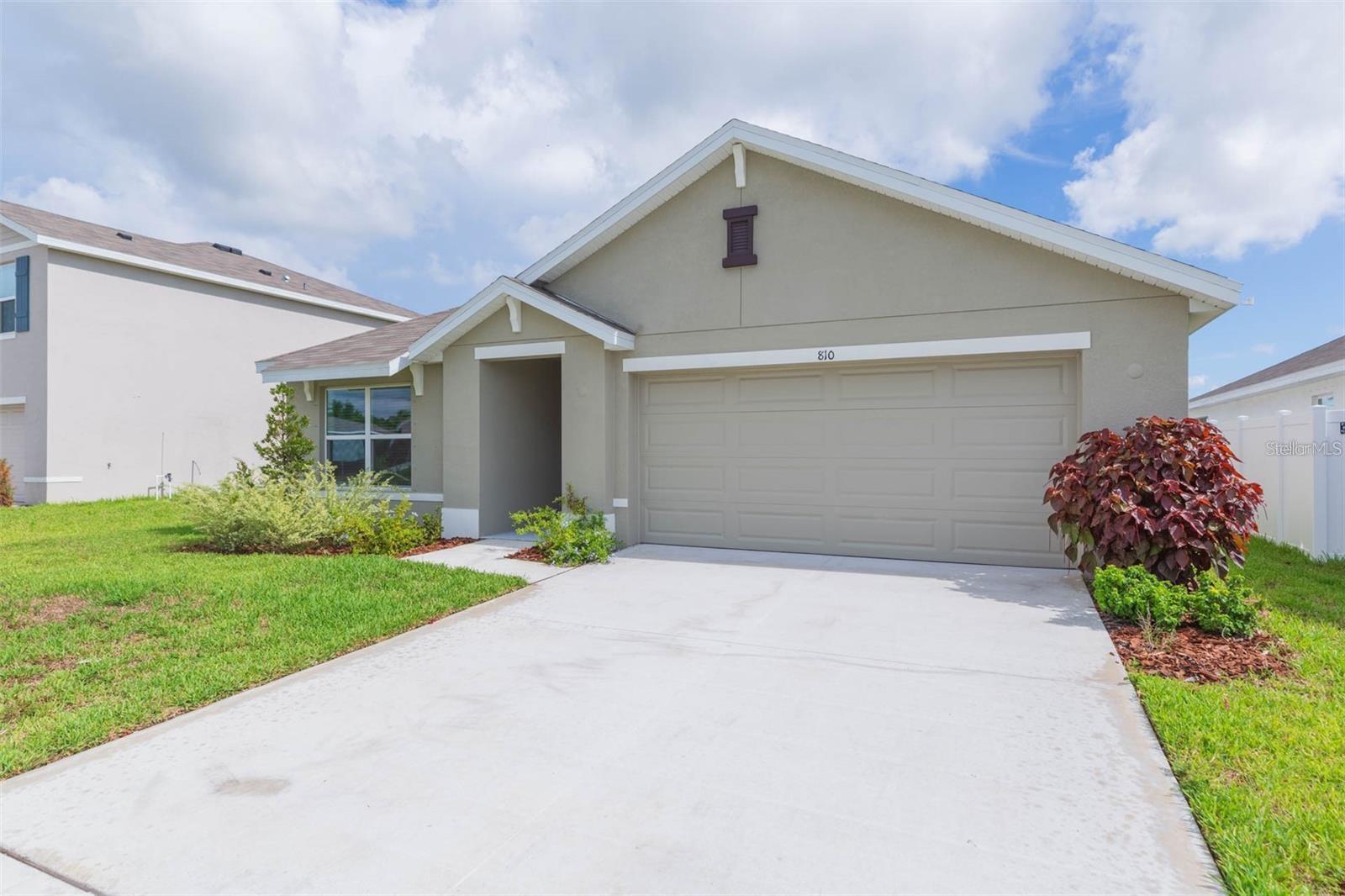 810 Ace Outlaw Avenue, FL