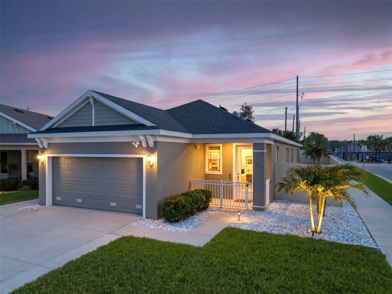 1461 River Circle, FL